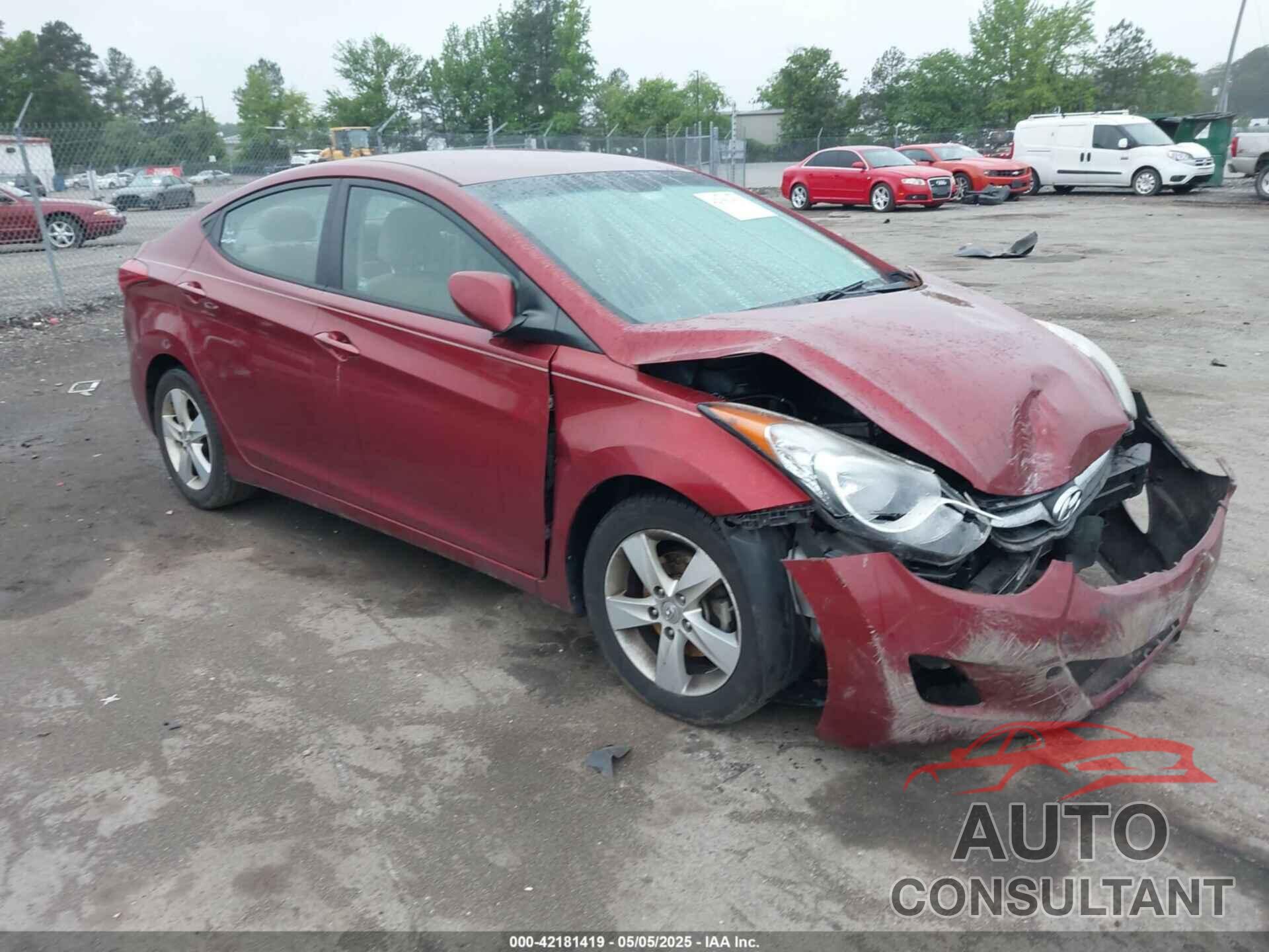 HYUNDAI ELANTRA 2013 - 5NPDH4AE7DH320033