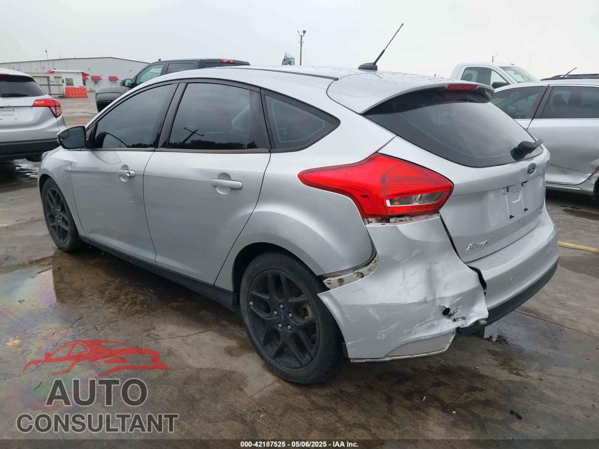 FORD FOCUS 2016 - 1FADP3K21GL321685