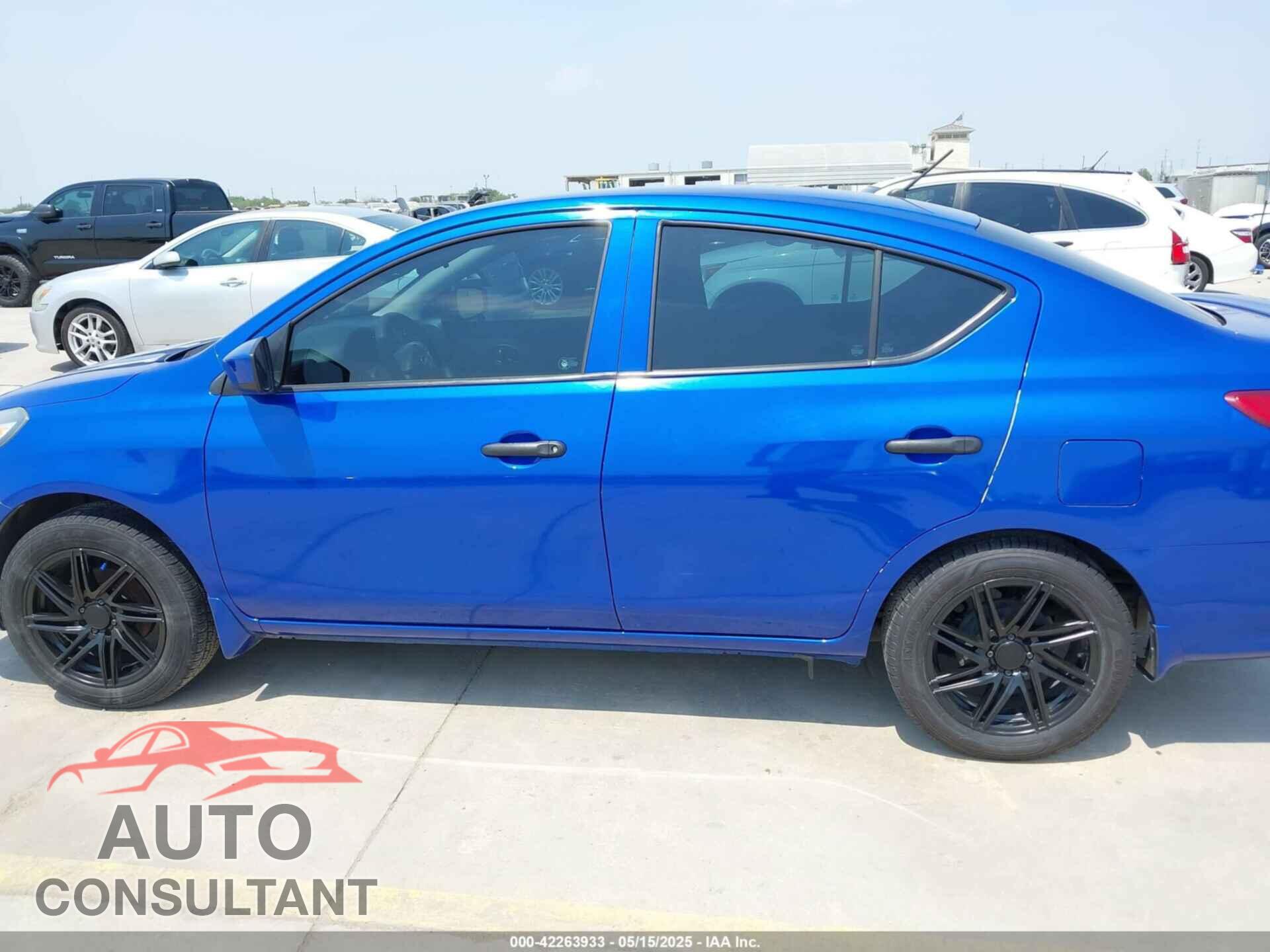 NISSAN VERSA 2017 - 3N1CN7AP3HL894306