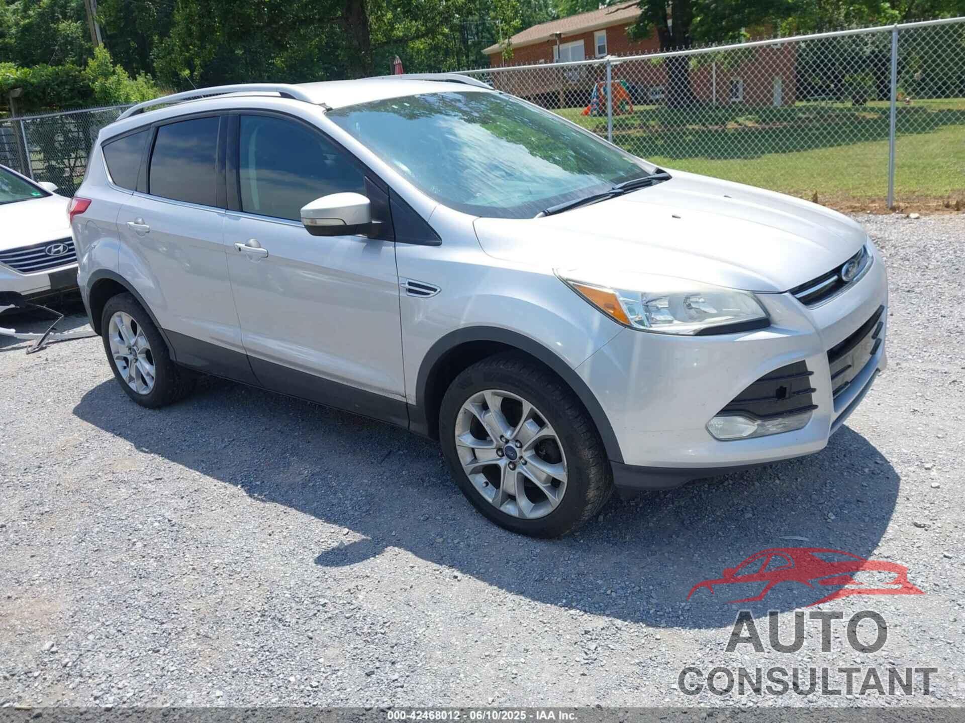 FORD ESCAPE 2015 - 1FMCU0J90FUB24894