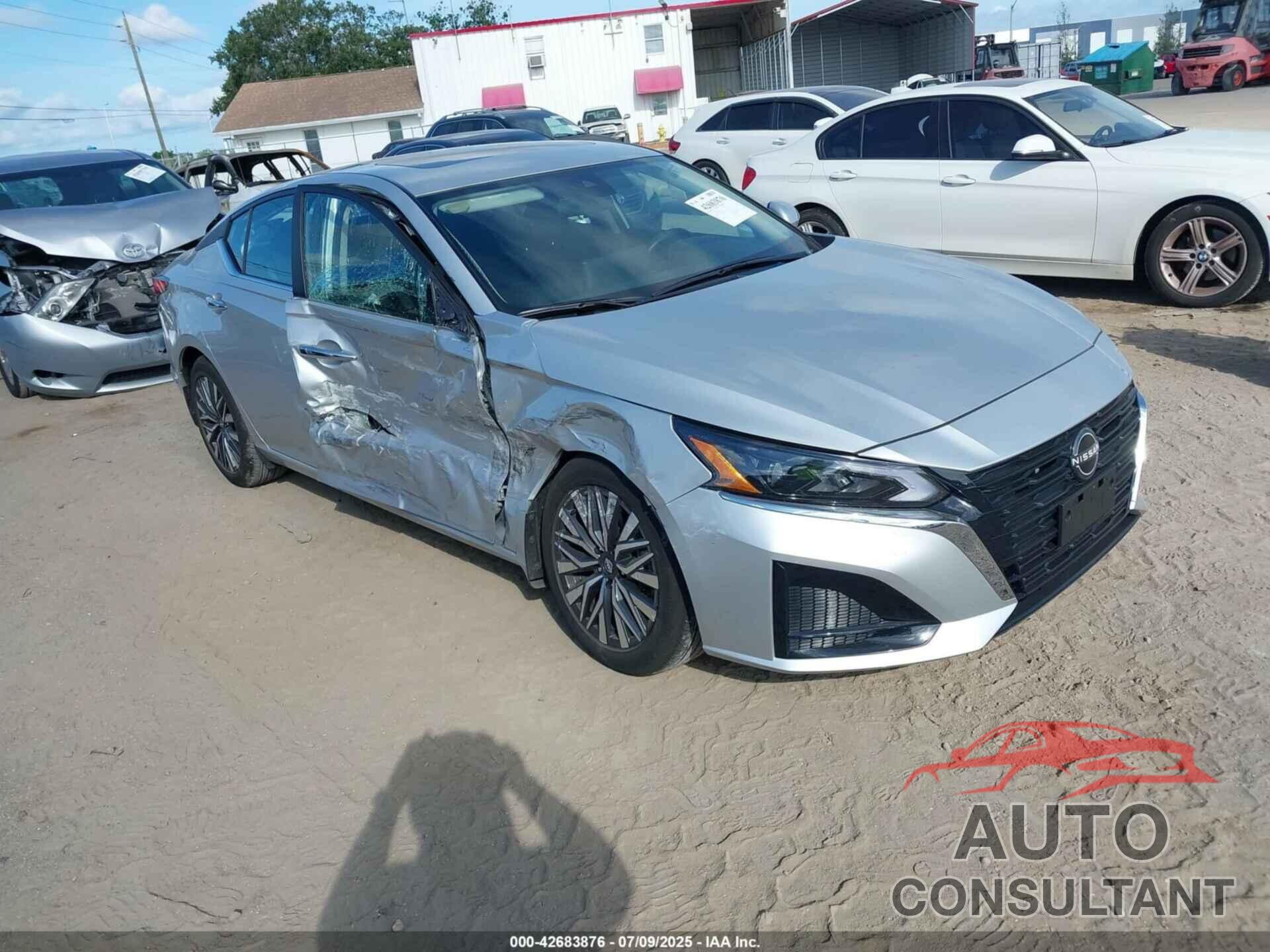 NISSAN ALTIMA 2023 - 1N4BL4DV4PN415497