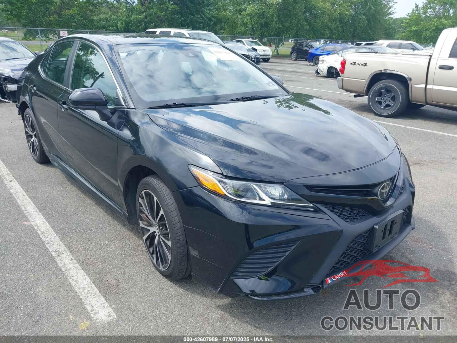 TOYOTA CAMRY 2019 - 4T1B11HK3KU230818