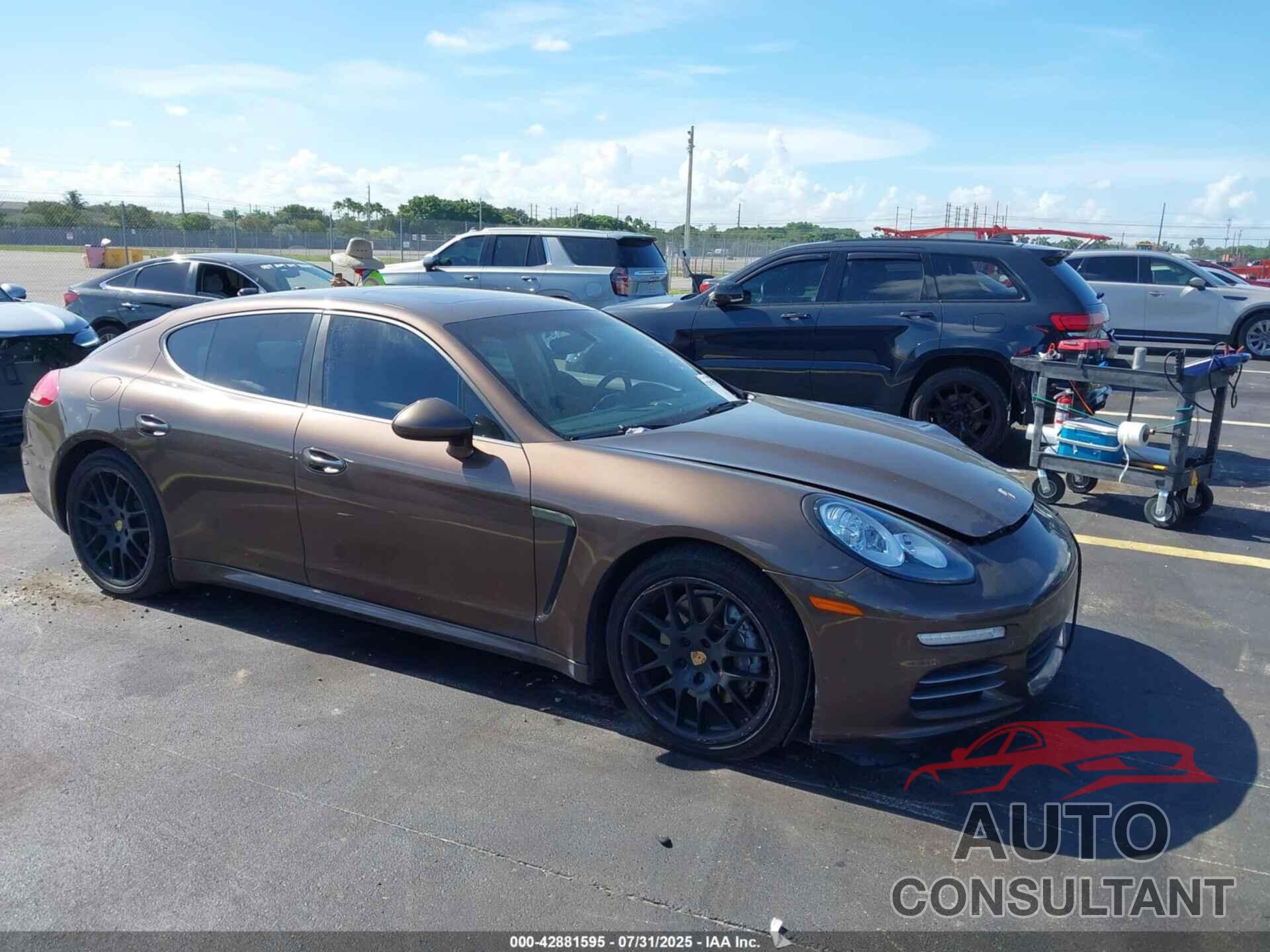 PORSCHE PANAMERA 2015 - WP0AA2A70FL001374