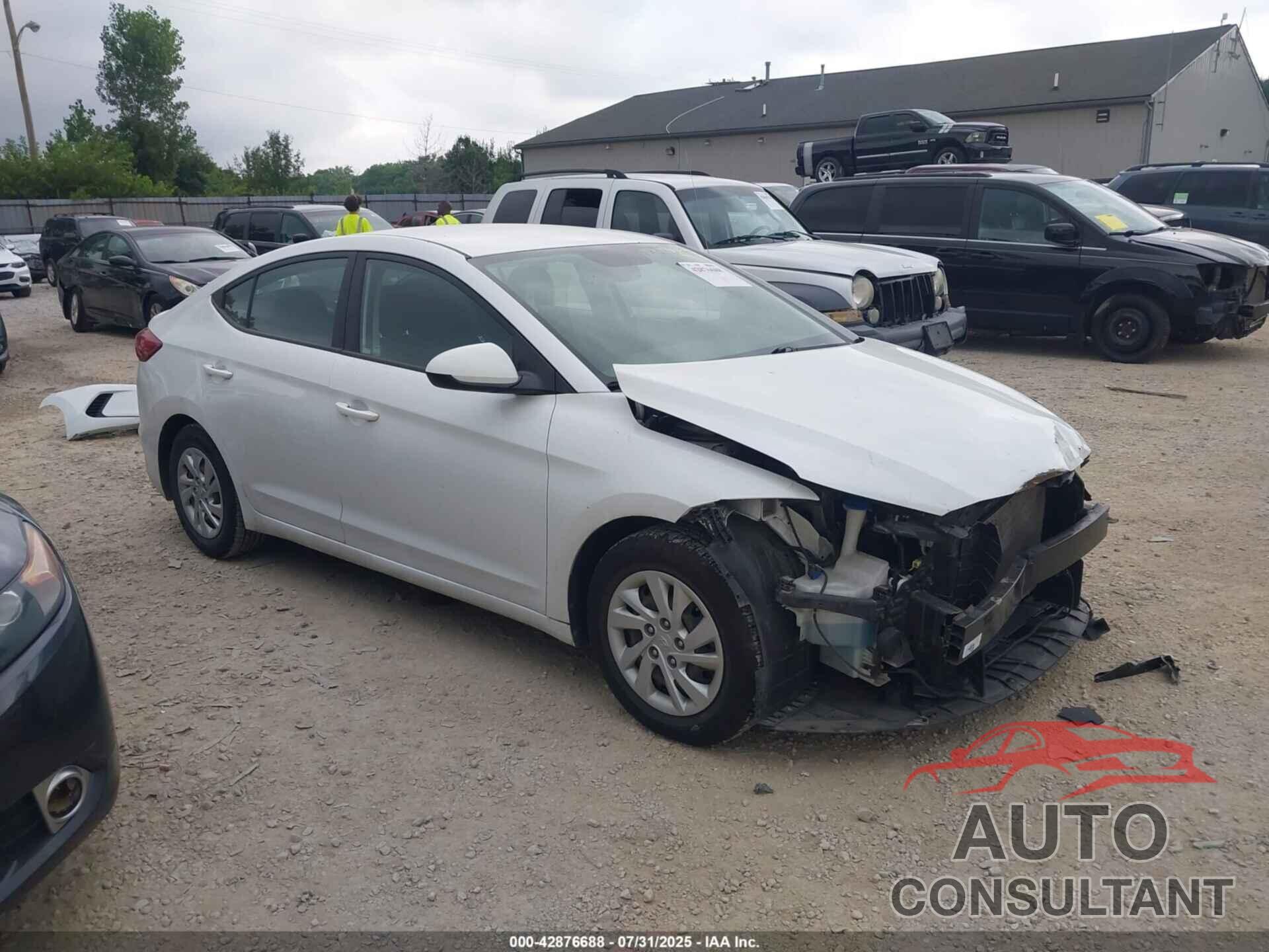 HYUNDAI ELANTRA 2018 - 5NPD74LF4JH295175