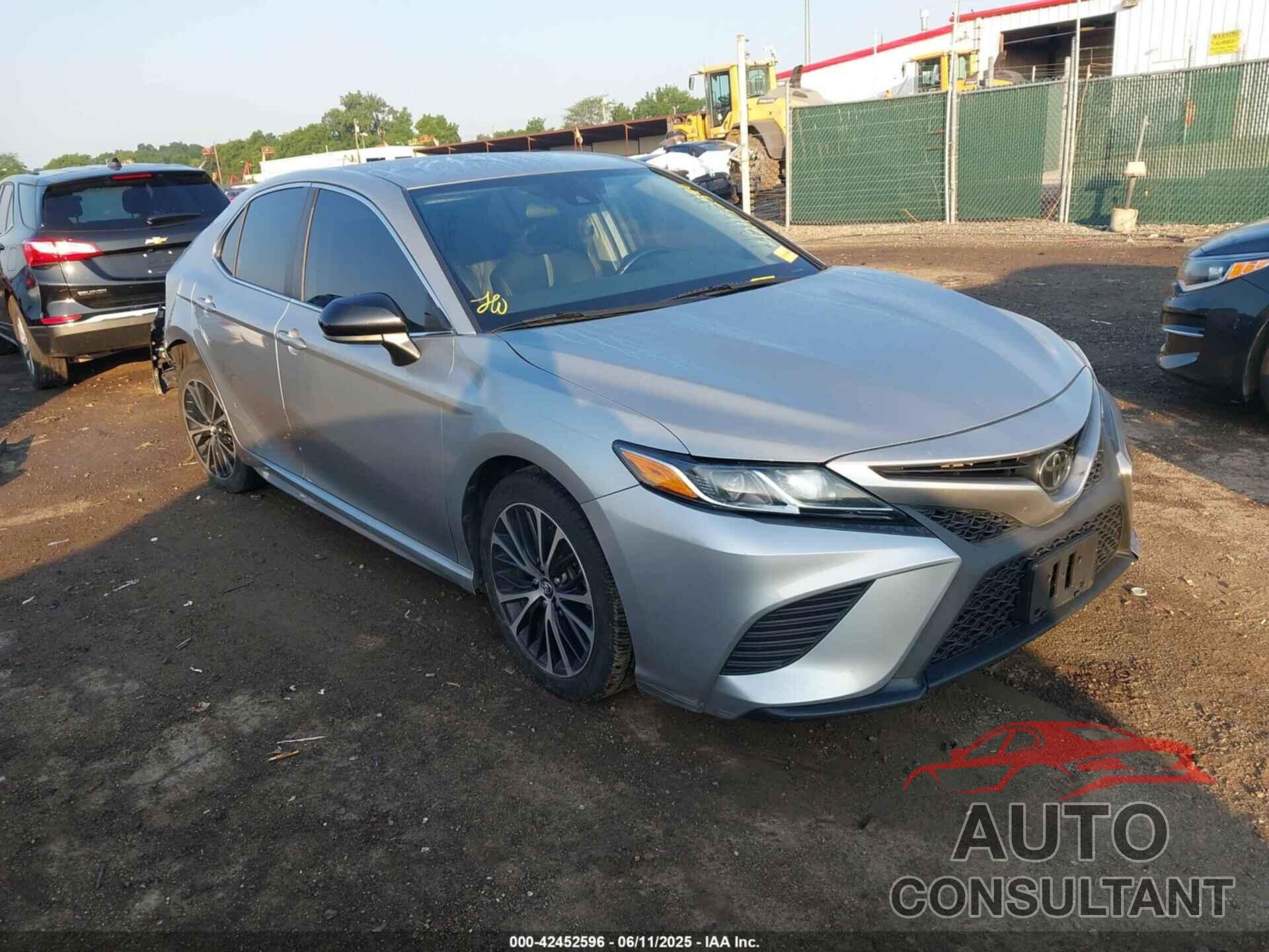 TOYOTA CAMRY 2020 - 4T1G11AK3LU354640