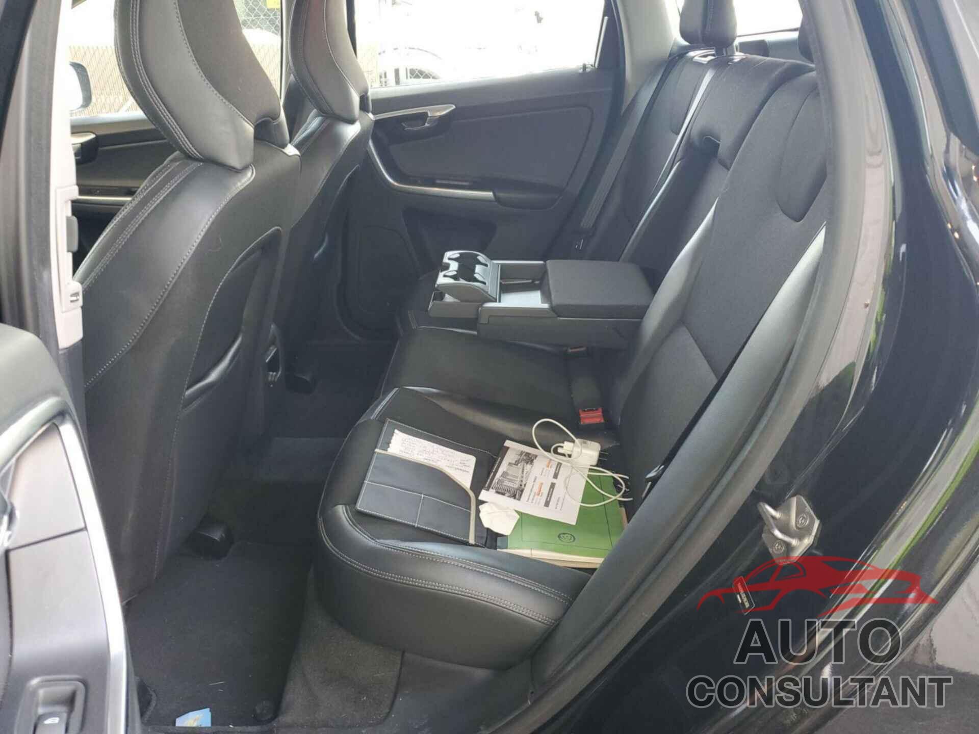 VOLVO XC60 2016 - YV440MDJ0G2863808