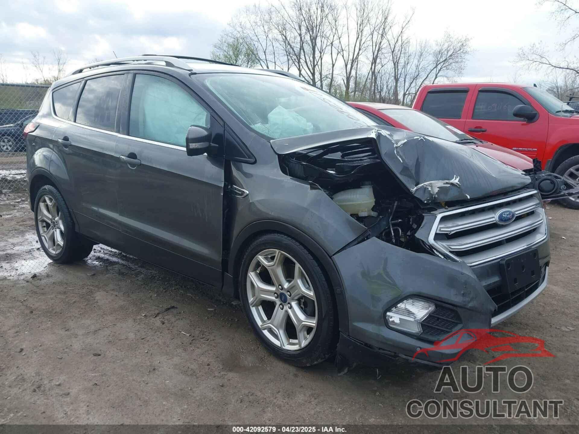 FORD ESCAPE 2019 - 1FMCU9J92KUA60386
