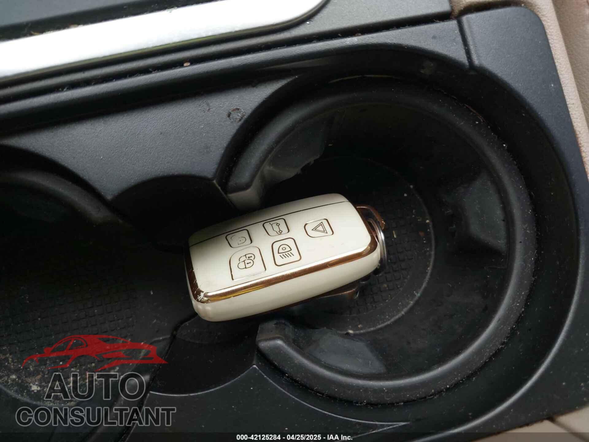 LAND ROVER LR4 2012 - SALAK2D45CA599203