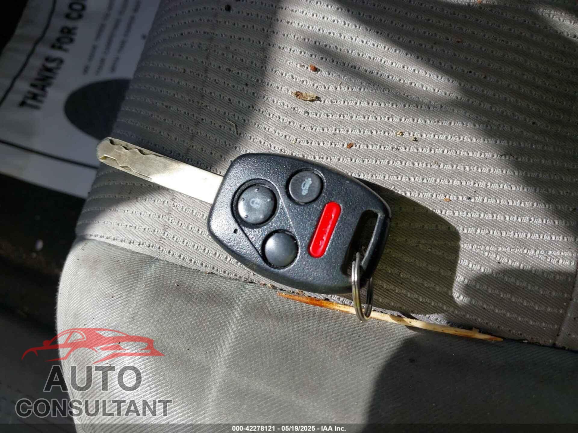 HONDA PILOT 2011 - 5FNYF4H43BB072993