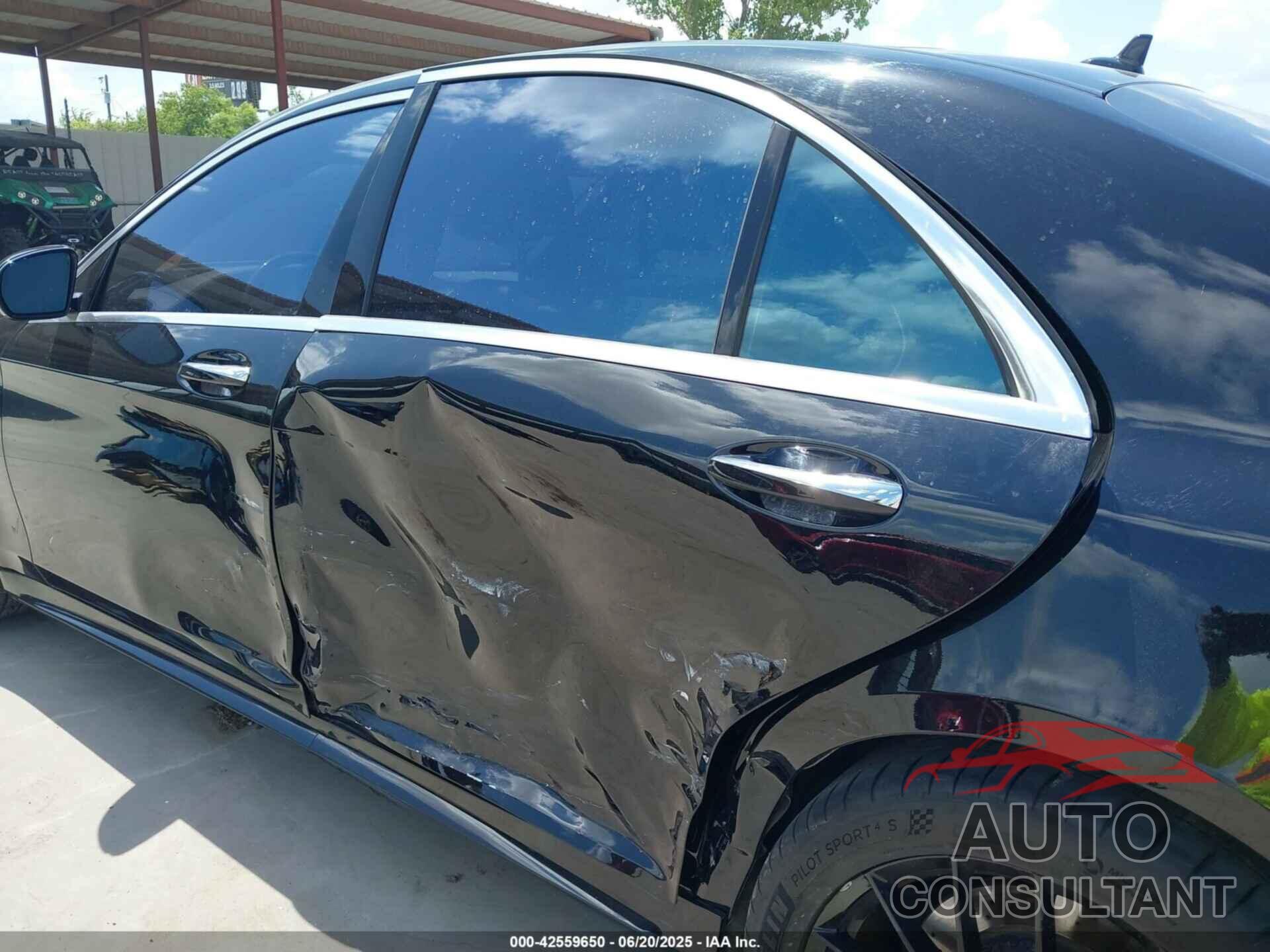 MERCEDES-BENZ S 550 2016 - WDDUG8CB8GA252730