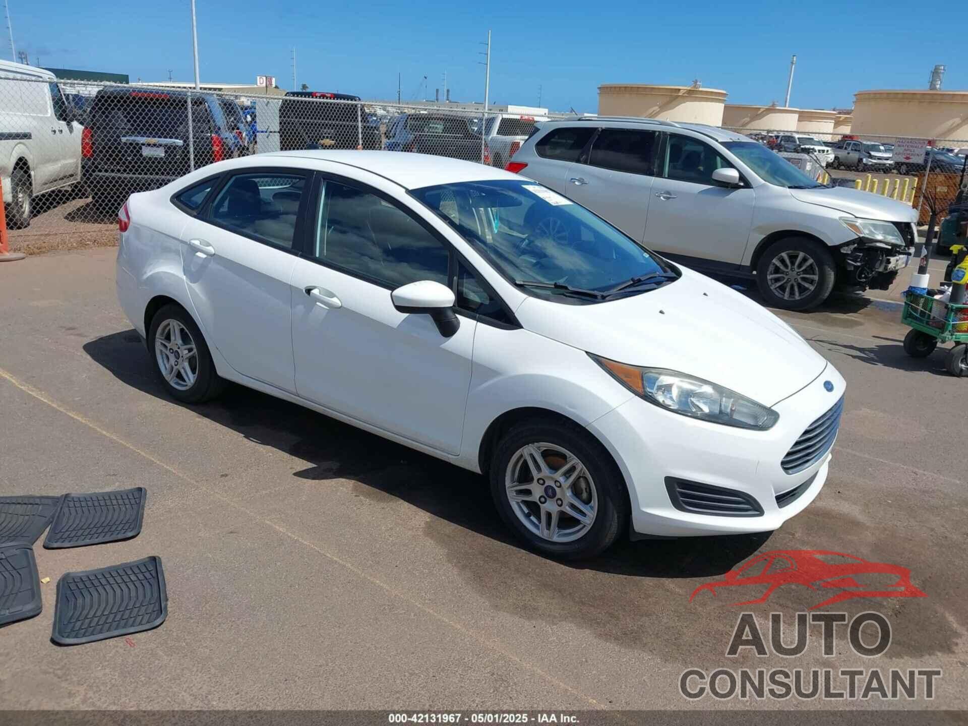 FORD FIESTA 2017 - 3FADP4BJ4HM130811