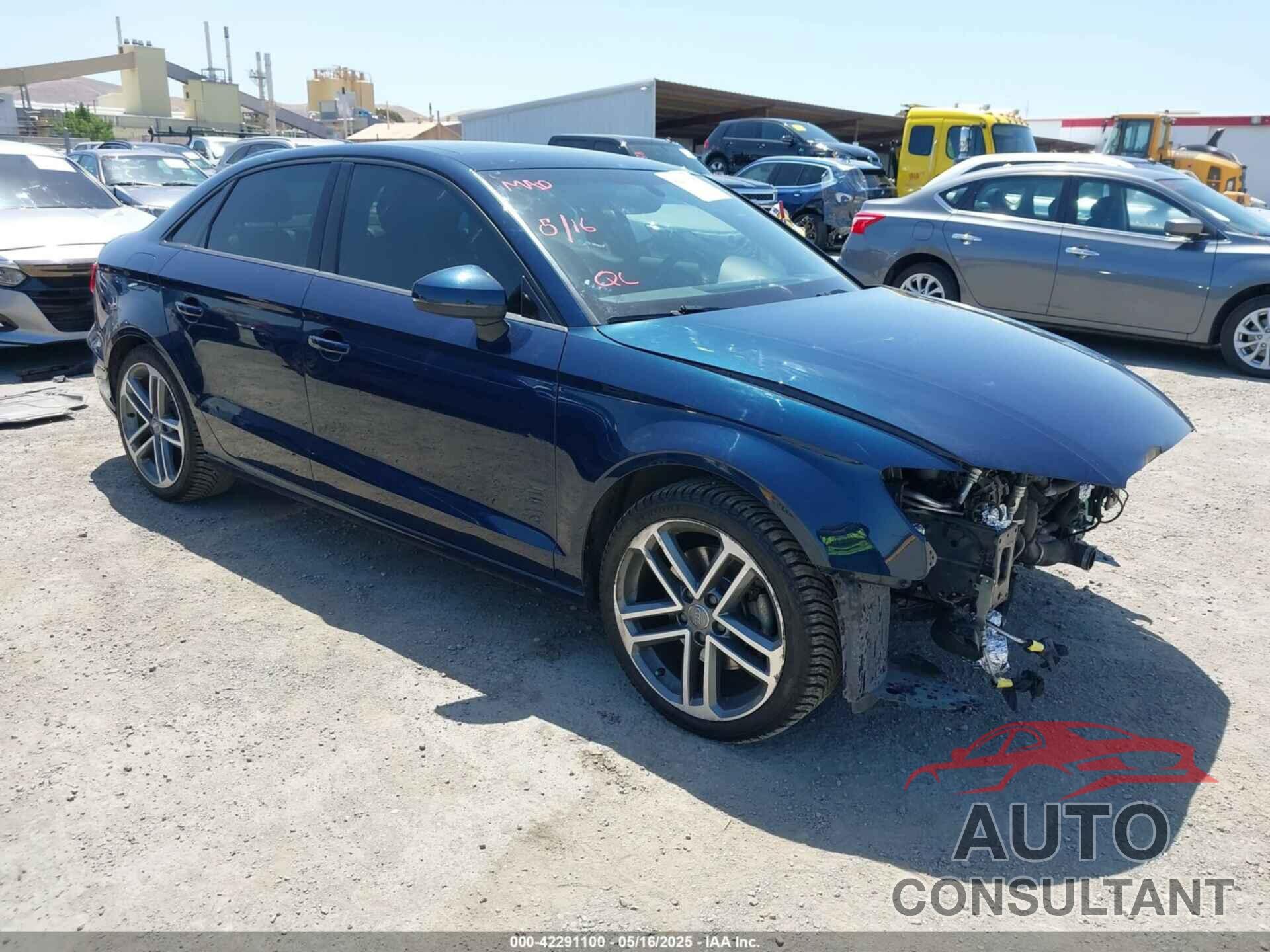 AUDI A3 2017 - WAUB8GFF6H1021055