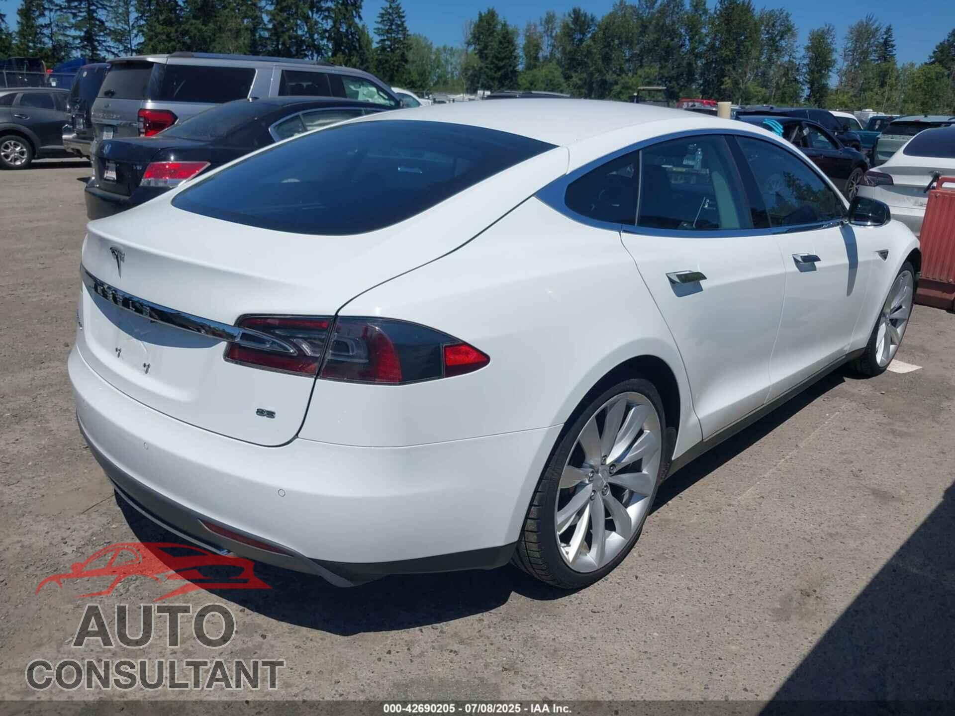 TESLA MODEL S 2014 - 5YJSA1H18EFP29428