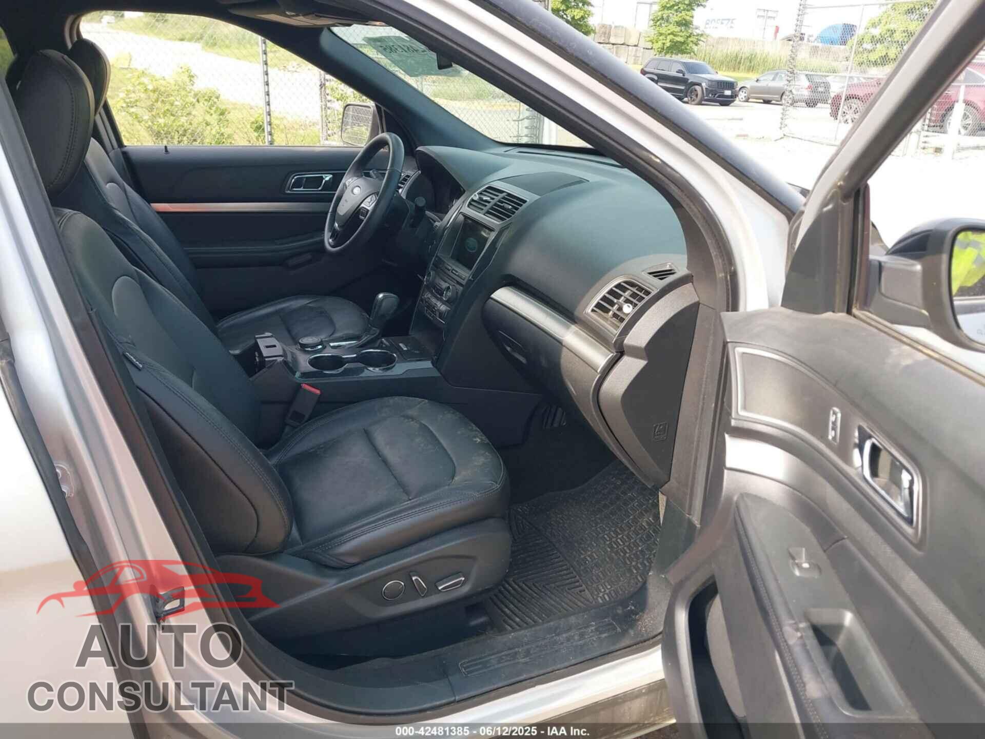 FORD EXPLORER 2018 - 1FM5K8DH9JGC03777