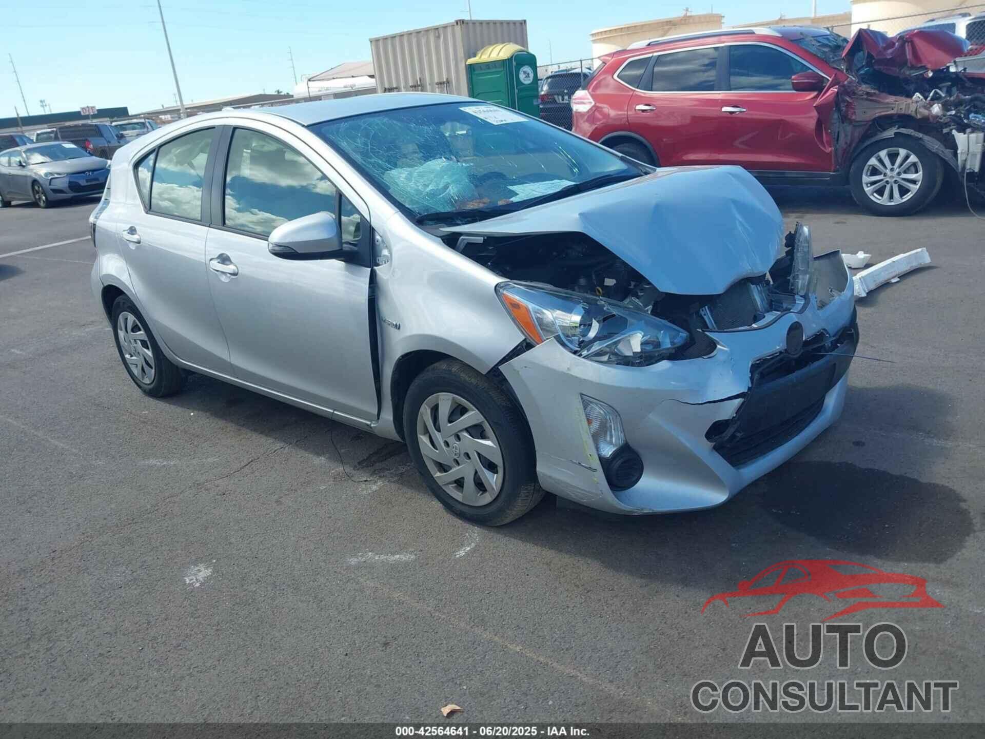 TOYOTA PRIUS C 2015 - JTDKDTB31F1103114
