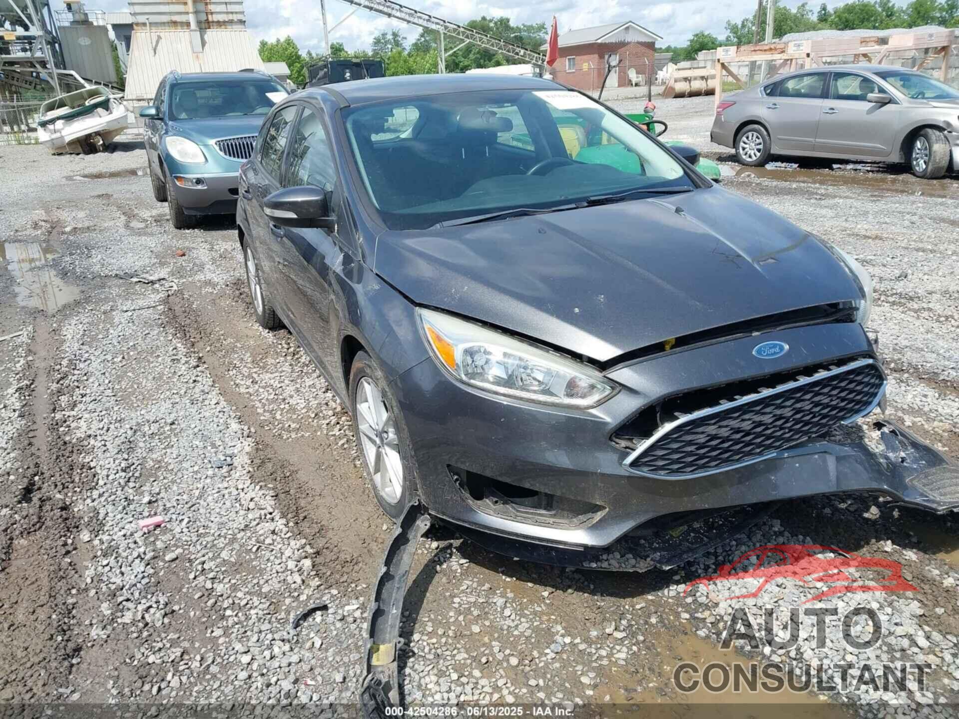 FORD FOCUS 2015 - 1FADP3K29FL362449