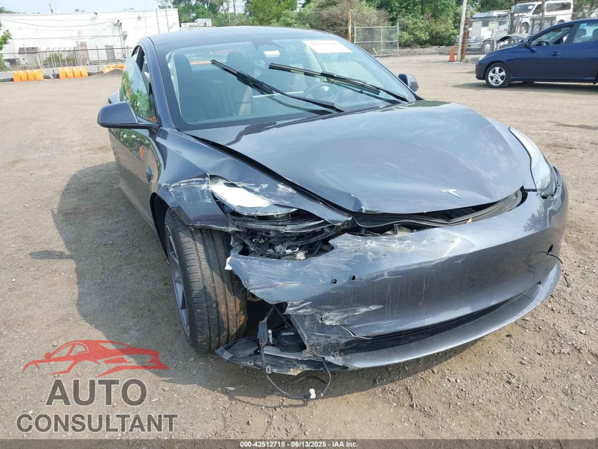 TESLA MODEL 3 2023 - 5YJ3E1EA3PF561326