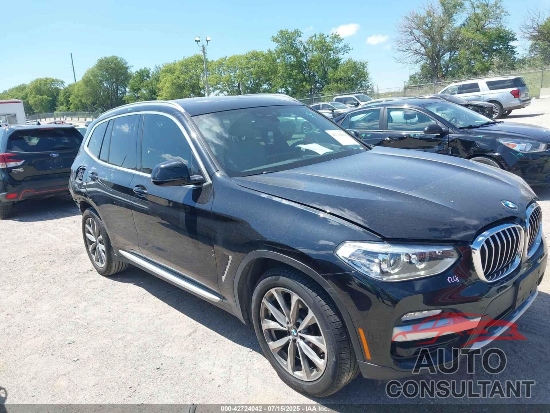 BMW X3 2019 - 5UXTR9C56KLE14398