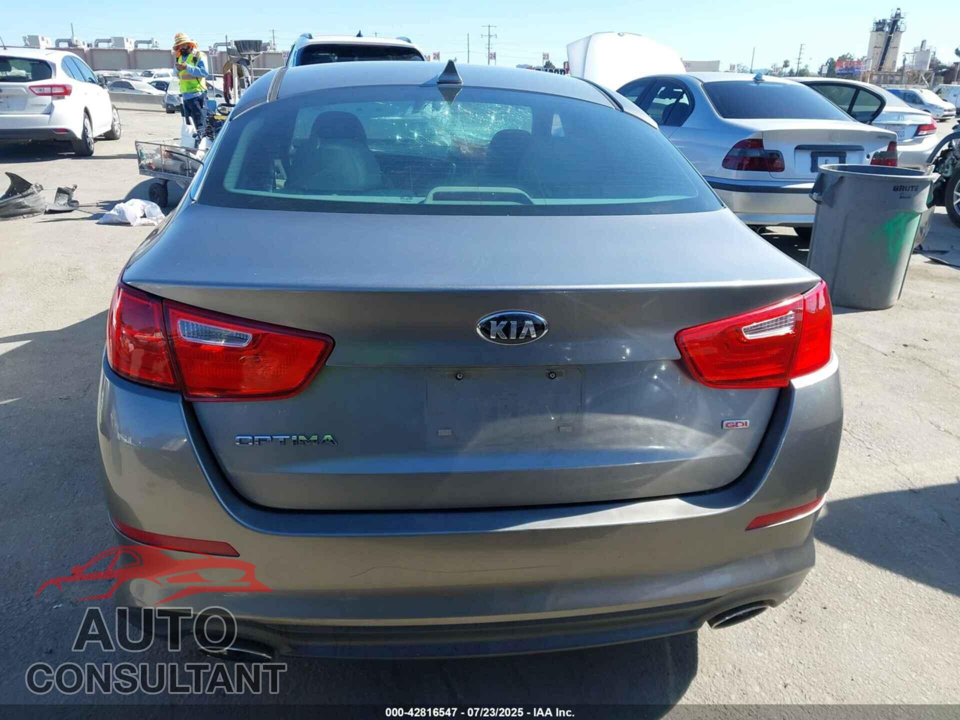 KIA OPTIMA 2015 - 5XXGM4A72FG352204