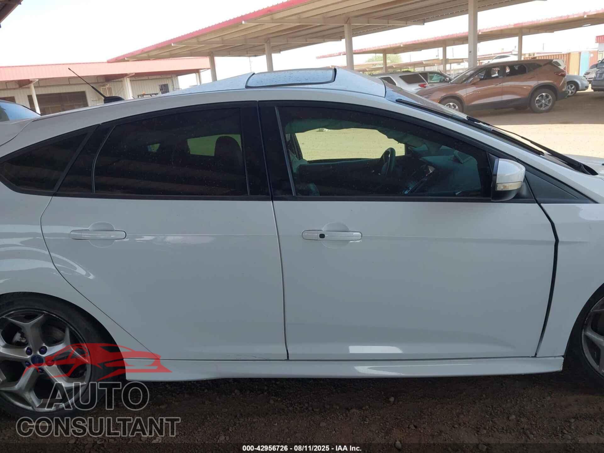 FORD FOCUS ST 2017 - 1FADP3L97HL245807