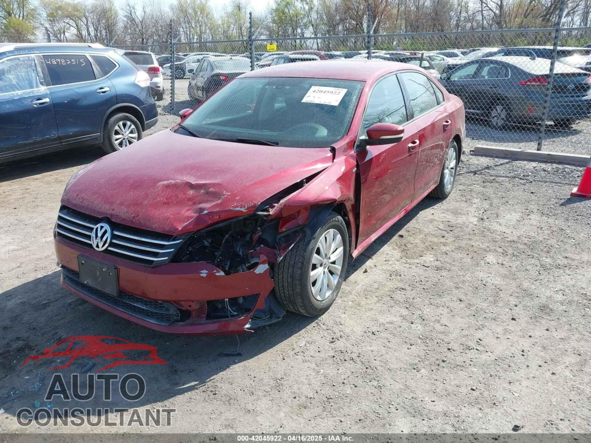 VOLKSWAGEN PASSAT 2015 - 1VWAT7A33FC049646