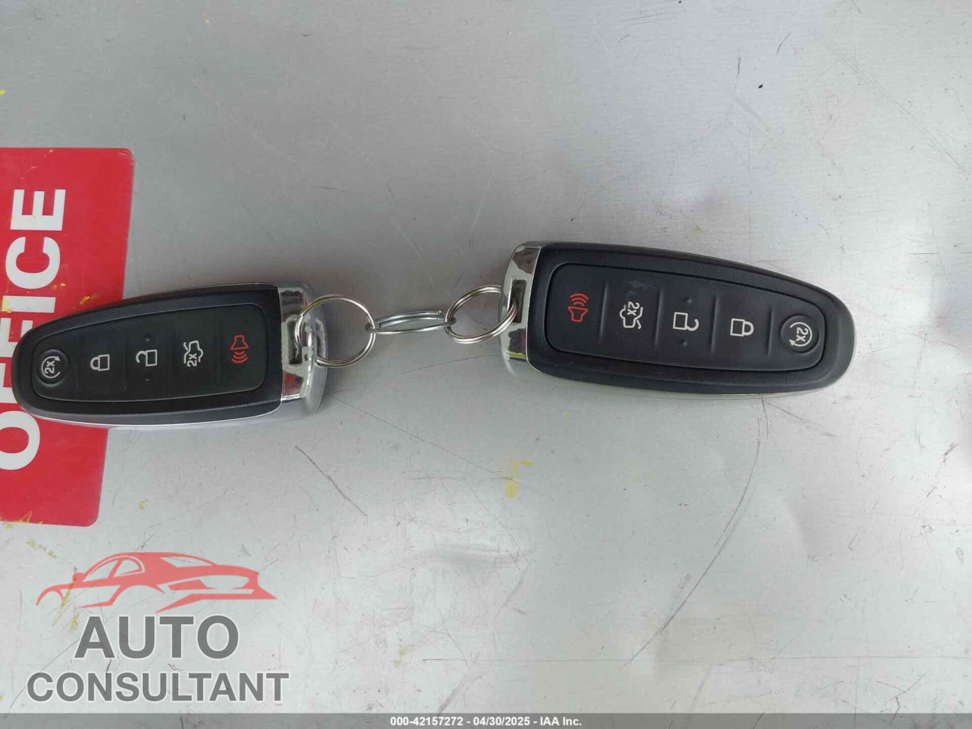 FORD TAURUS 2015 - 1FAHP2E86FG165100