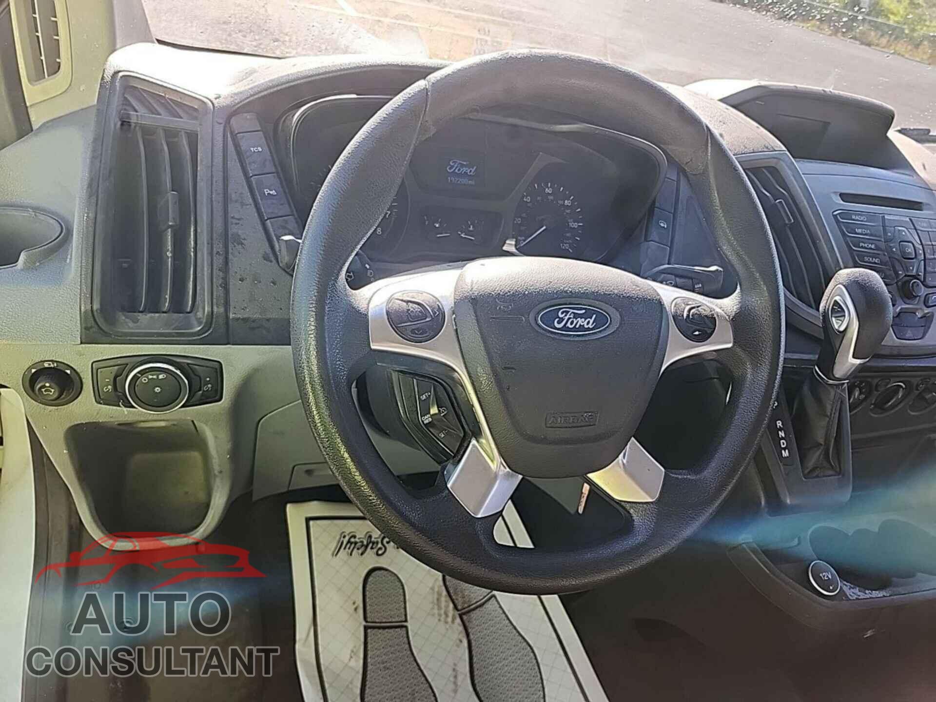FORD TRANSIT-150 2018 - 1FTYE1YM2JKB22799