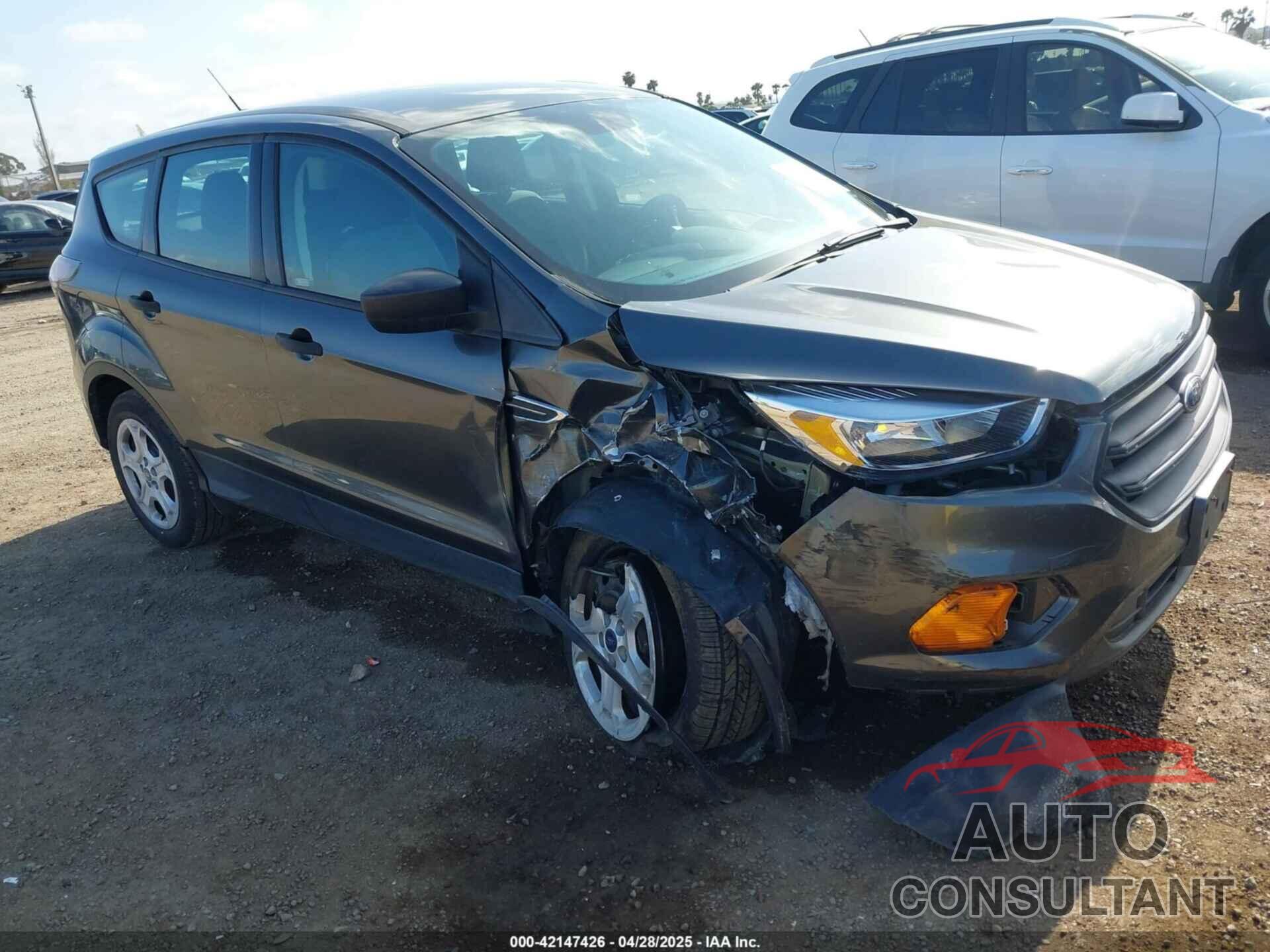 FORD ESCAPE 2017 - 1FMCU0F79HUA23475