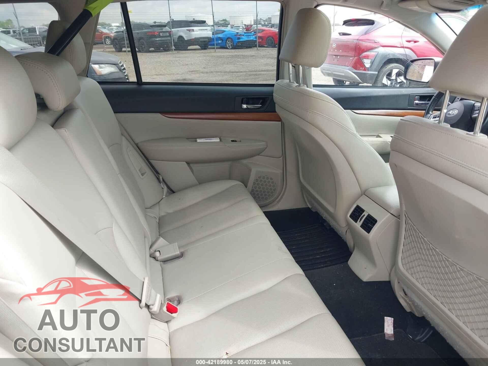 SUBARU OUTBACK 2013 - 4S4BRDPC3D2248111