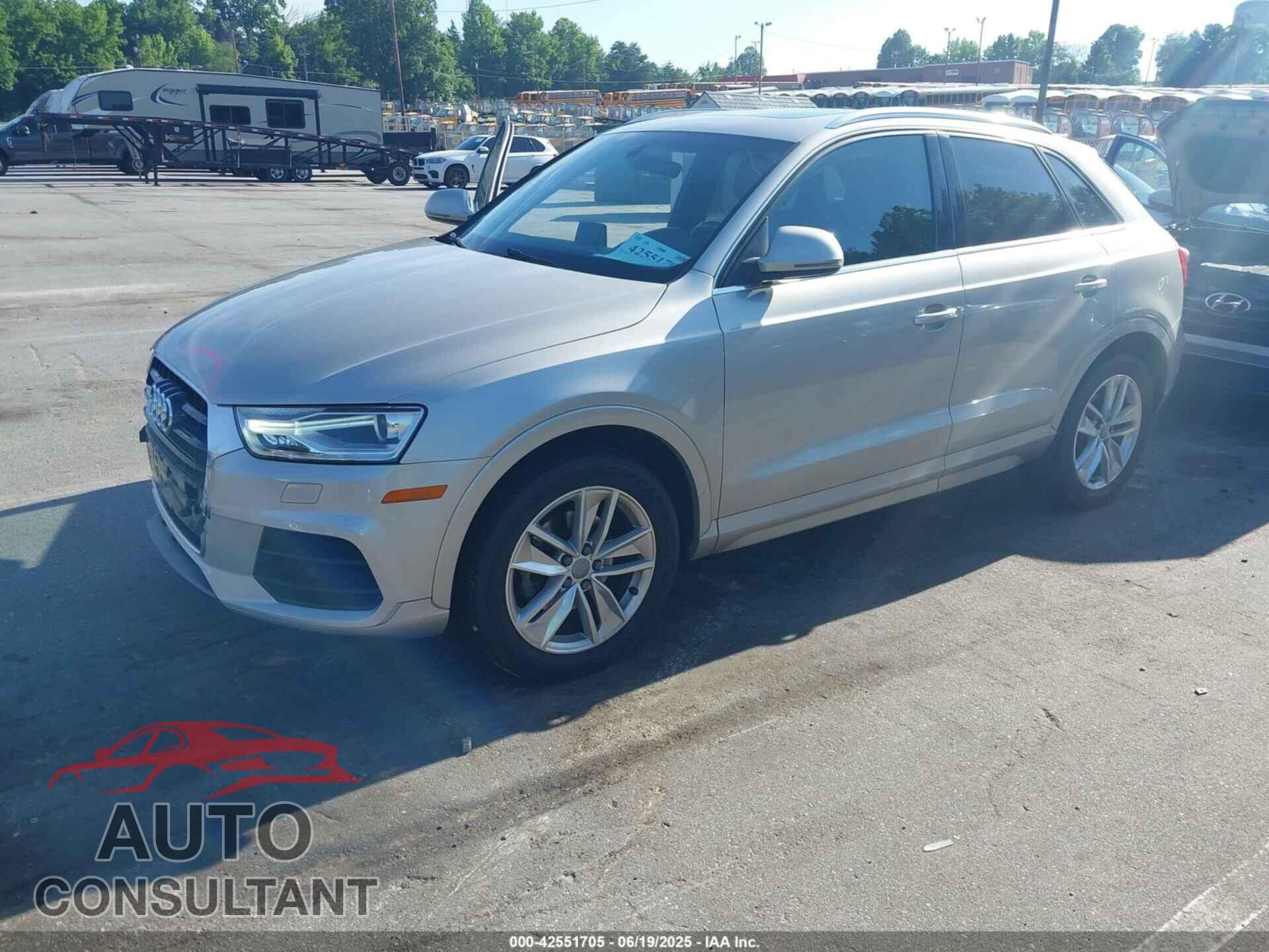 AUDI Q3 2017 - WA1JCCFS0HR002418