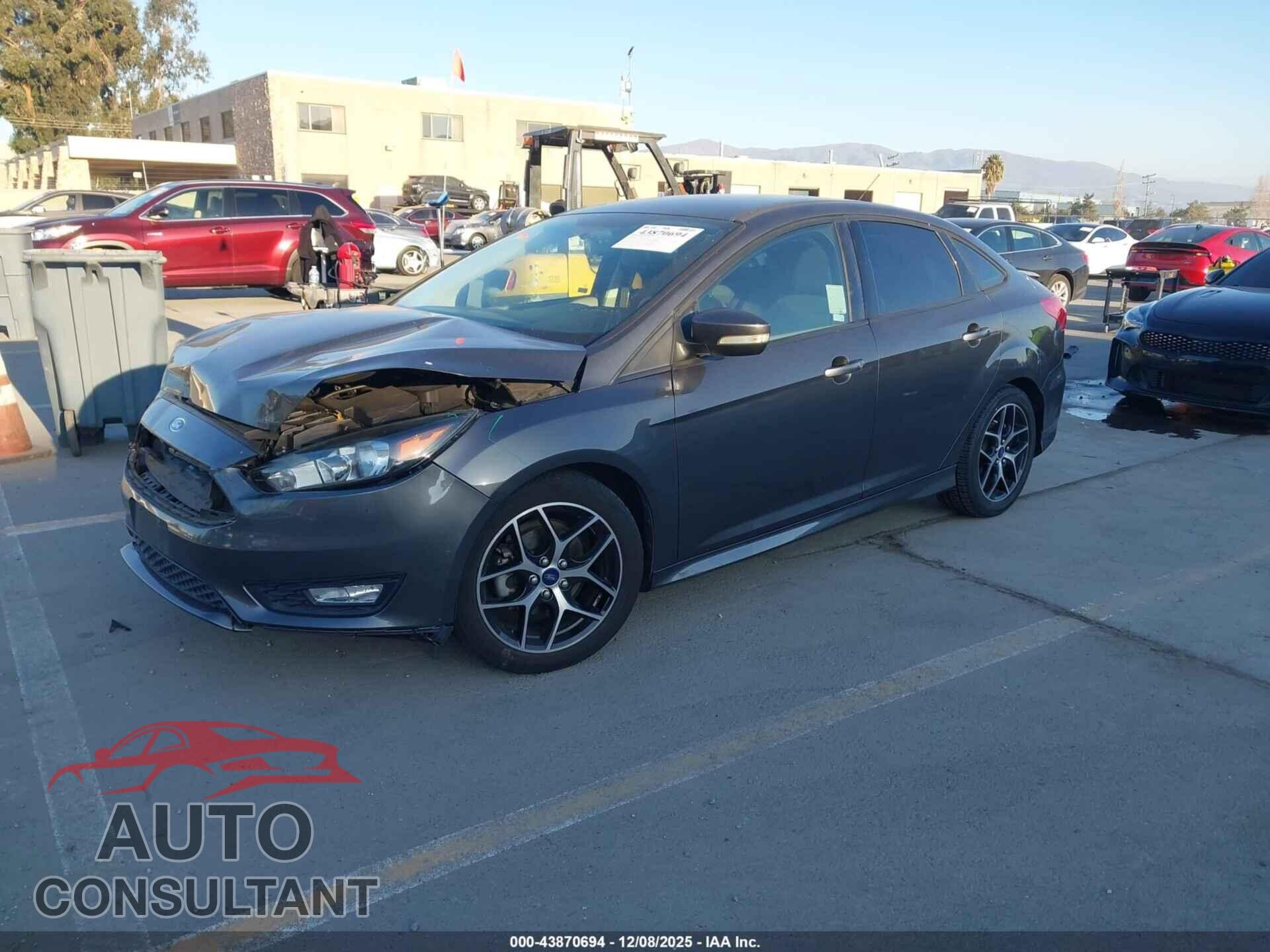 FORD FOCUS 2016 - 1FADP3F24GL210817