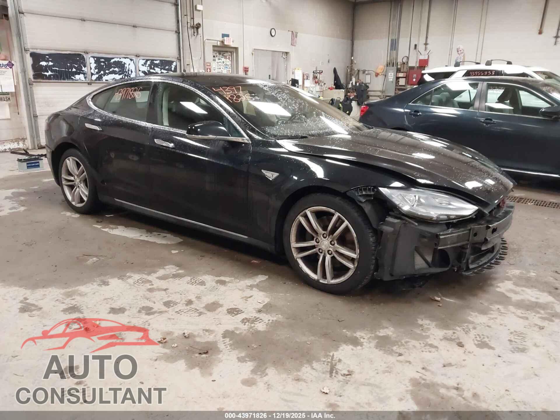 TESLA MODEL S 2015 - 5YJSA1S25FF086037