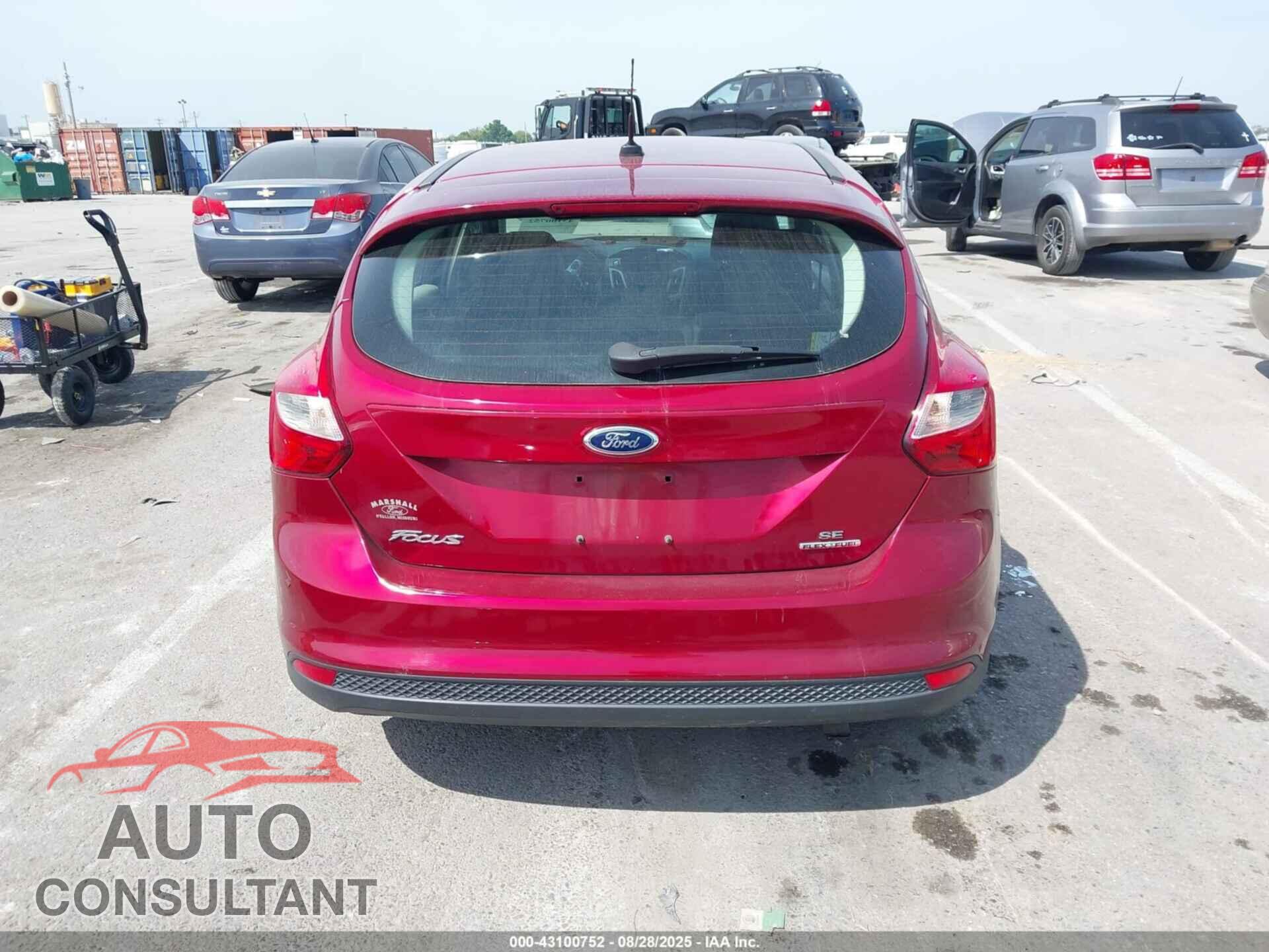 FORD FOCUS 2014 - 1FADP3K27EL149384