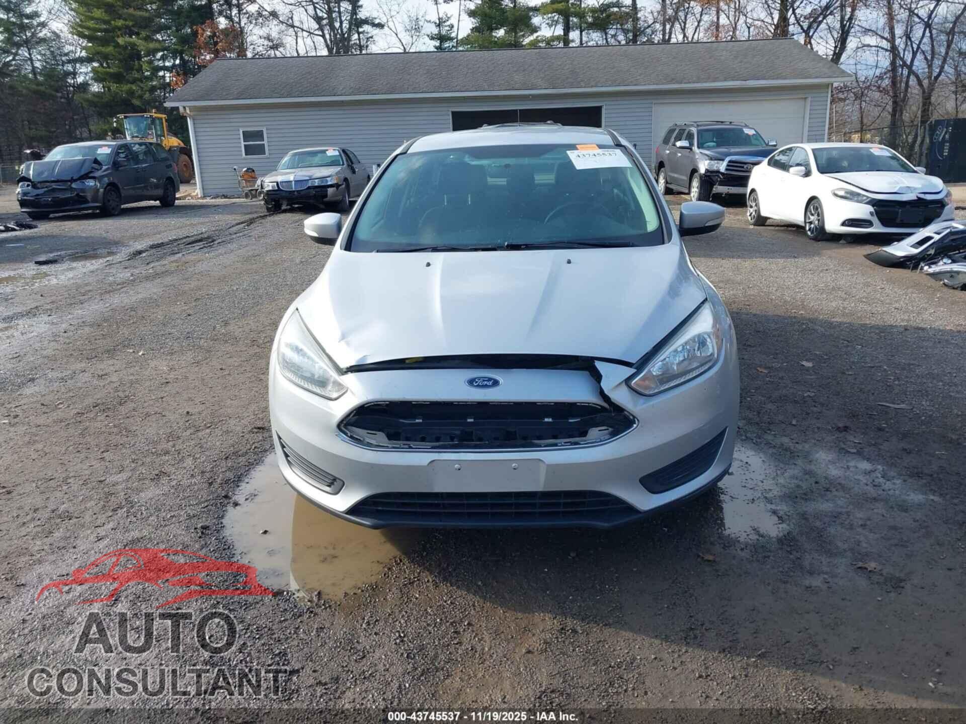 FORD FOCUS 2015 - 1FADP3F28FL280397