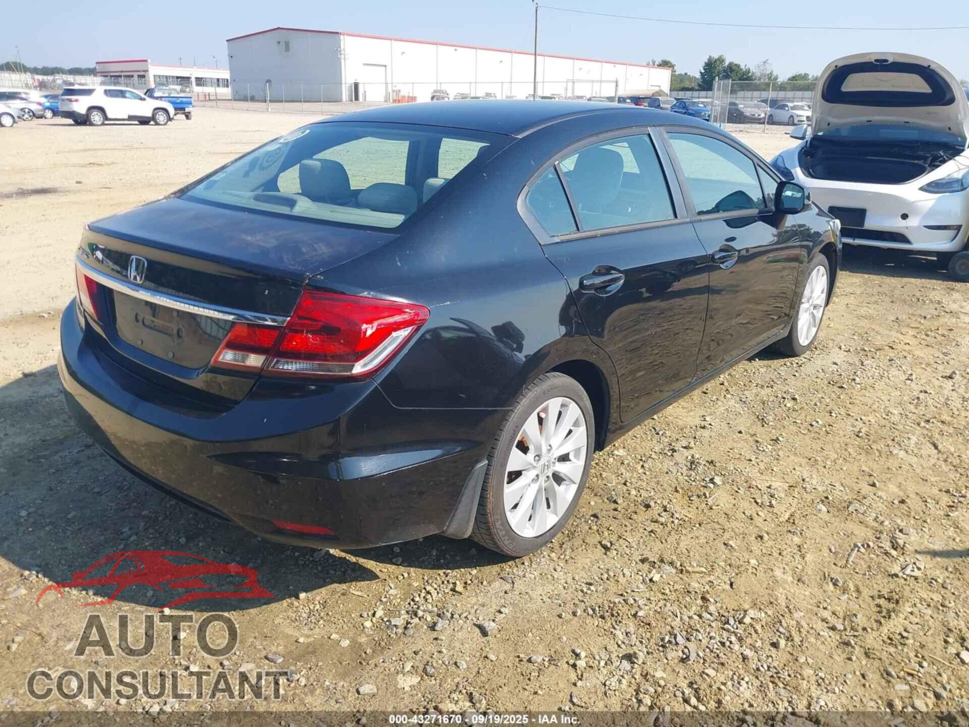 HONDA CIVIC 2013 - 19XFB2F54DE018100