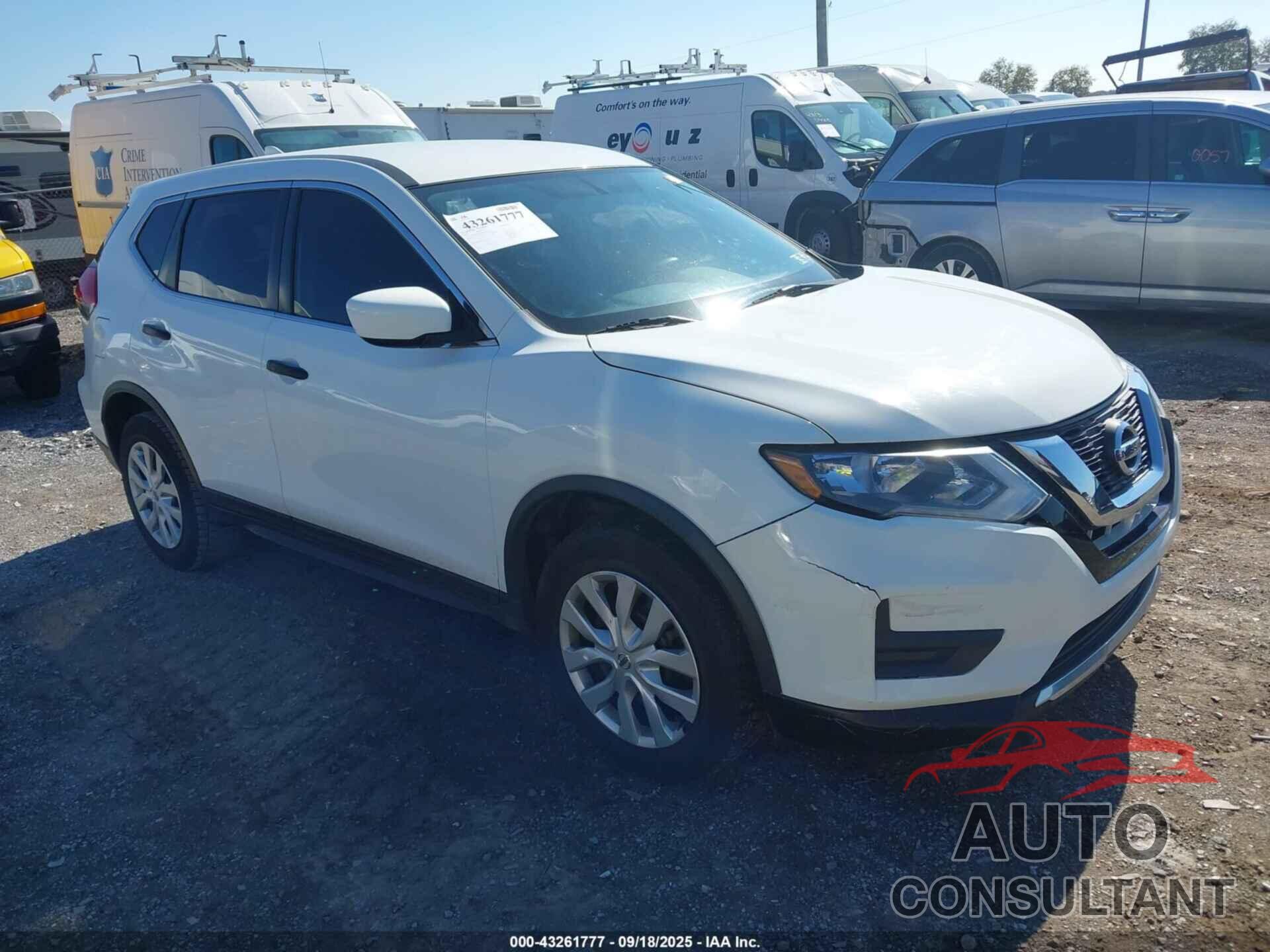 NISSAN ROGUE 2017 - KNMAT2MV3HP560563