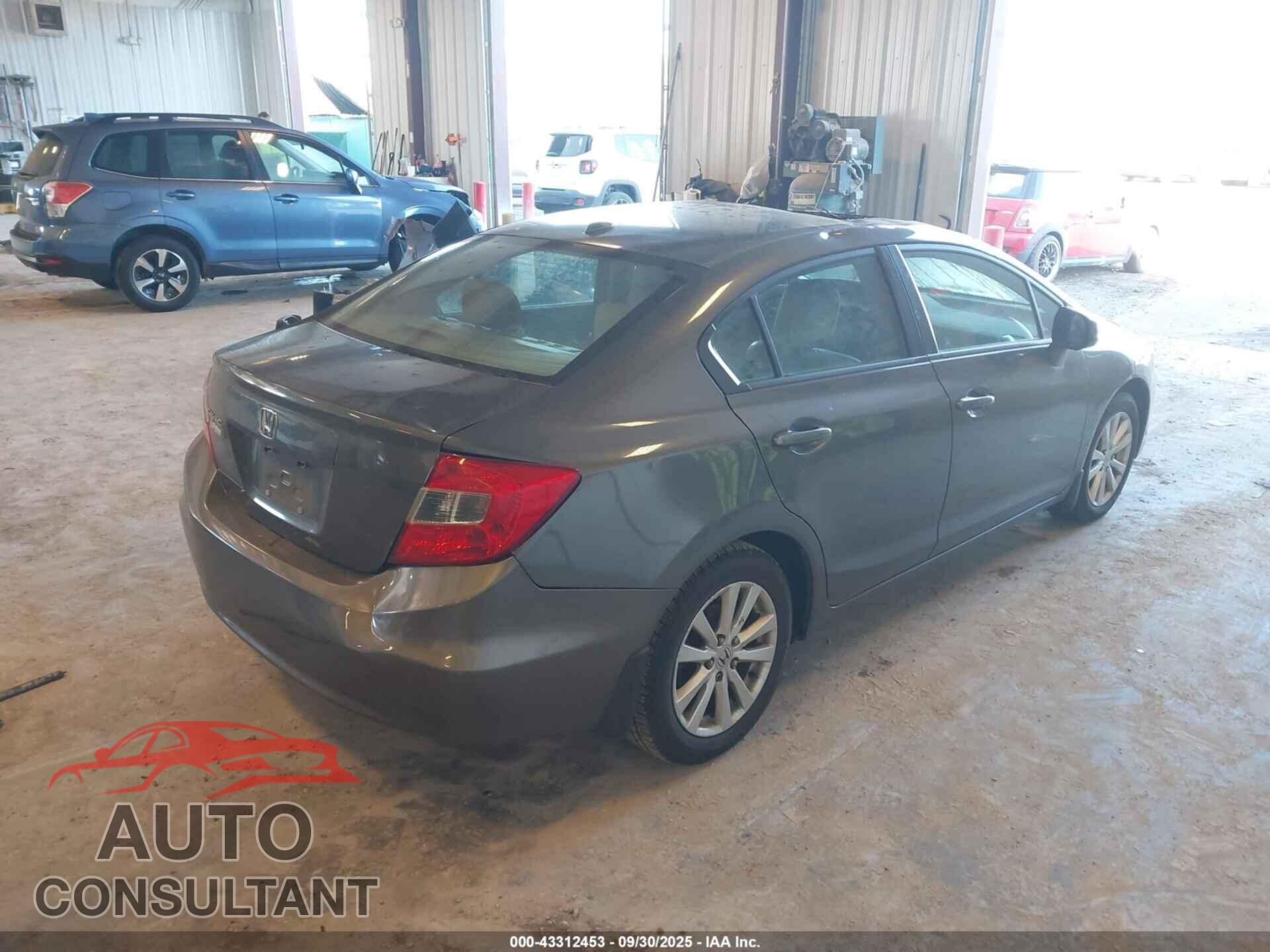 HONDA CIVIC 2012 - 2HGFB2F92CH506551