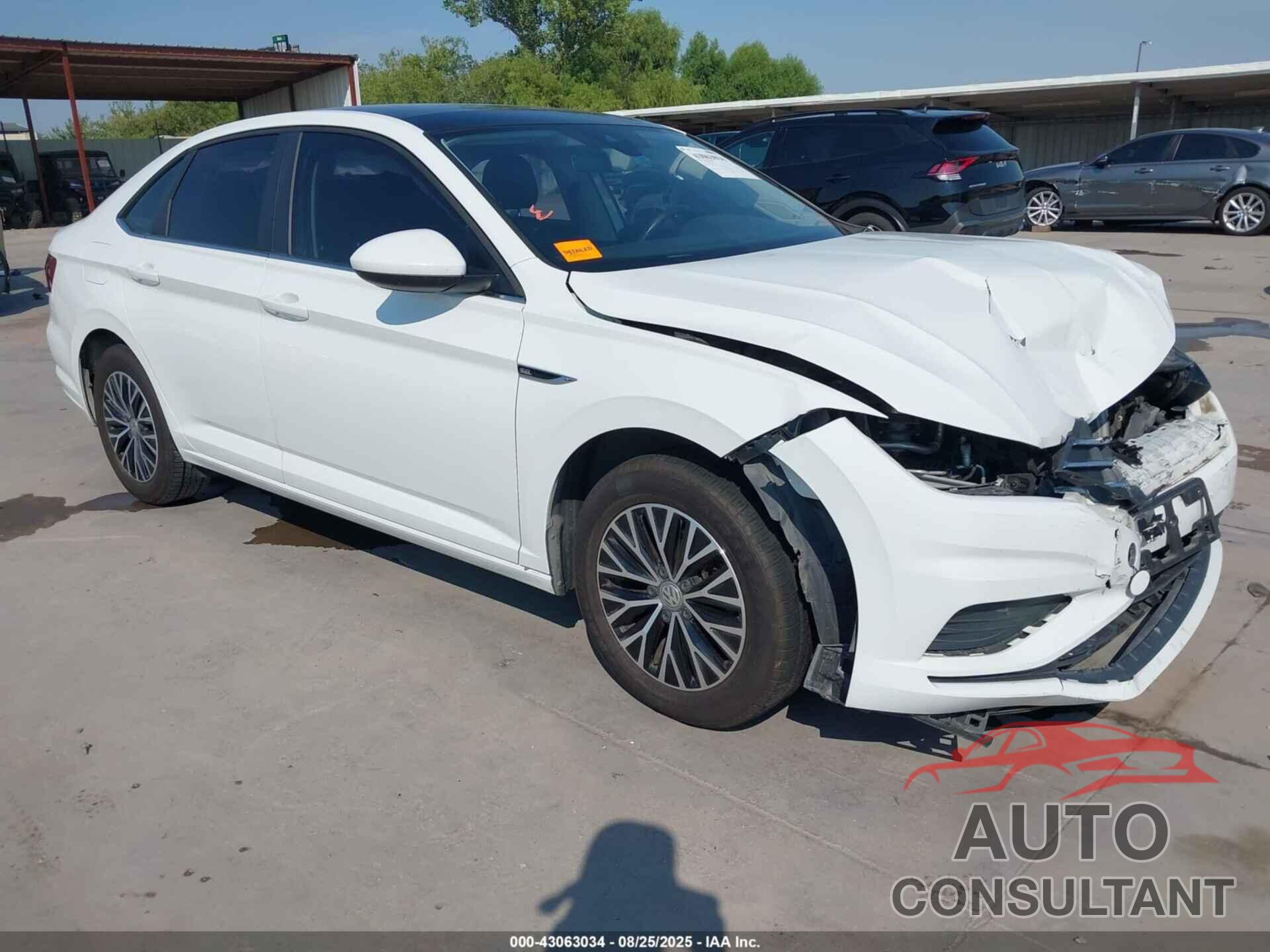 VOLKSWAGEN JETTA 2019 - 3VWE57BU8KM092388
