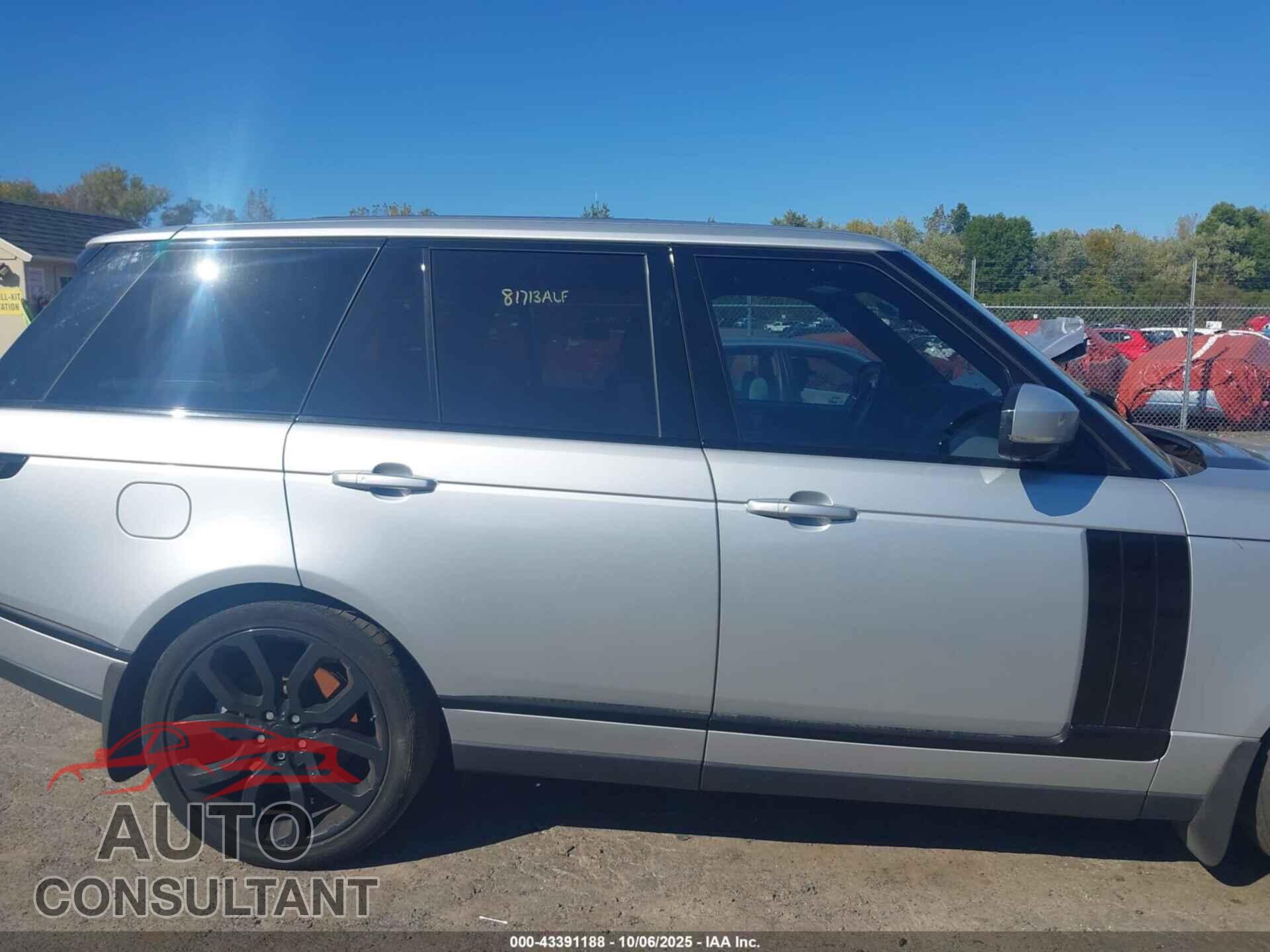 LAND ROVER RANGE ROVER 2015 - SALGS2TF7FA207159