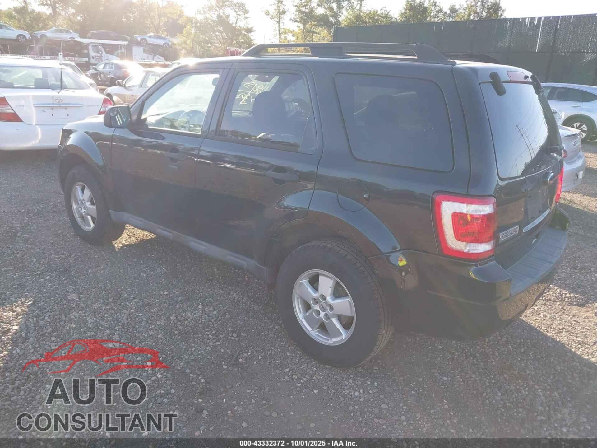 FORD ESCAPE 2011 - 1FMCU9D72BKA97234