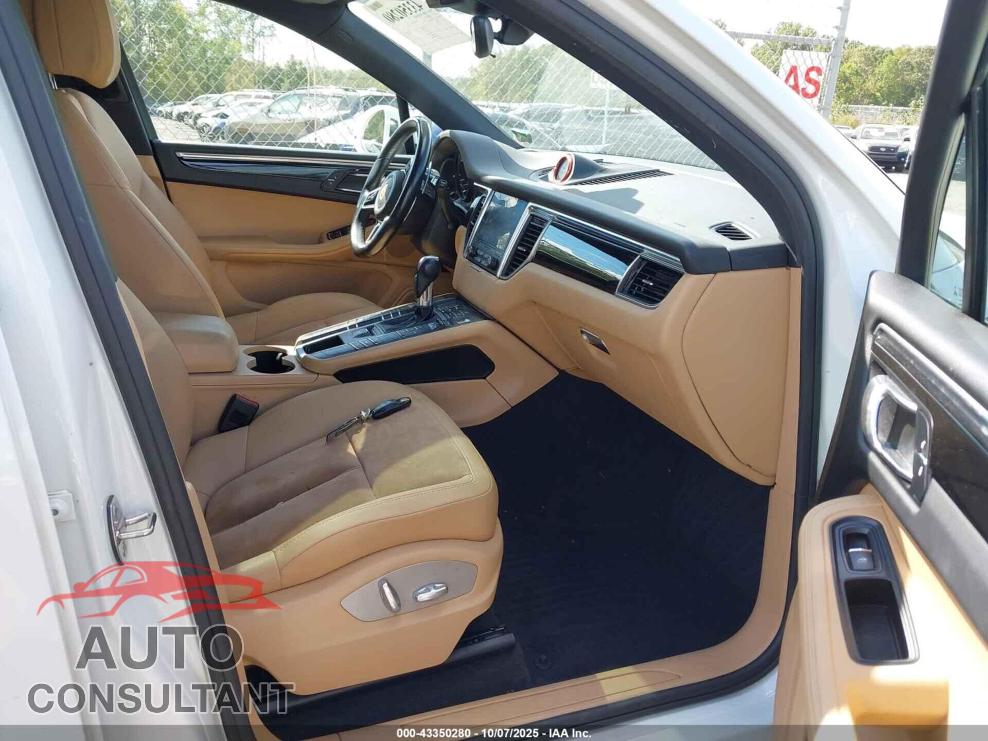 PORSCHE MACAN 2017 - WP1AA2A57HLB80948