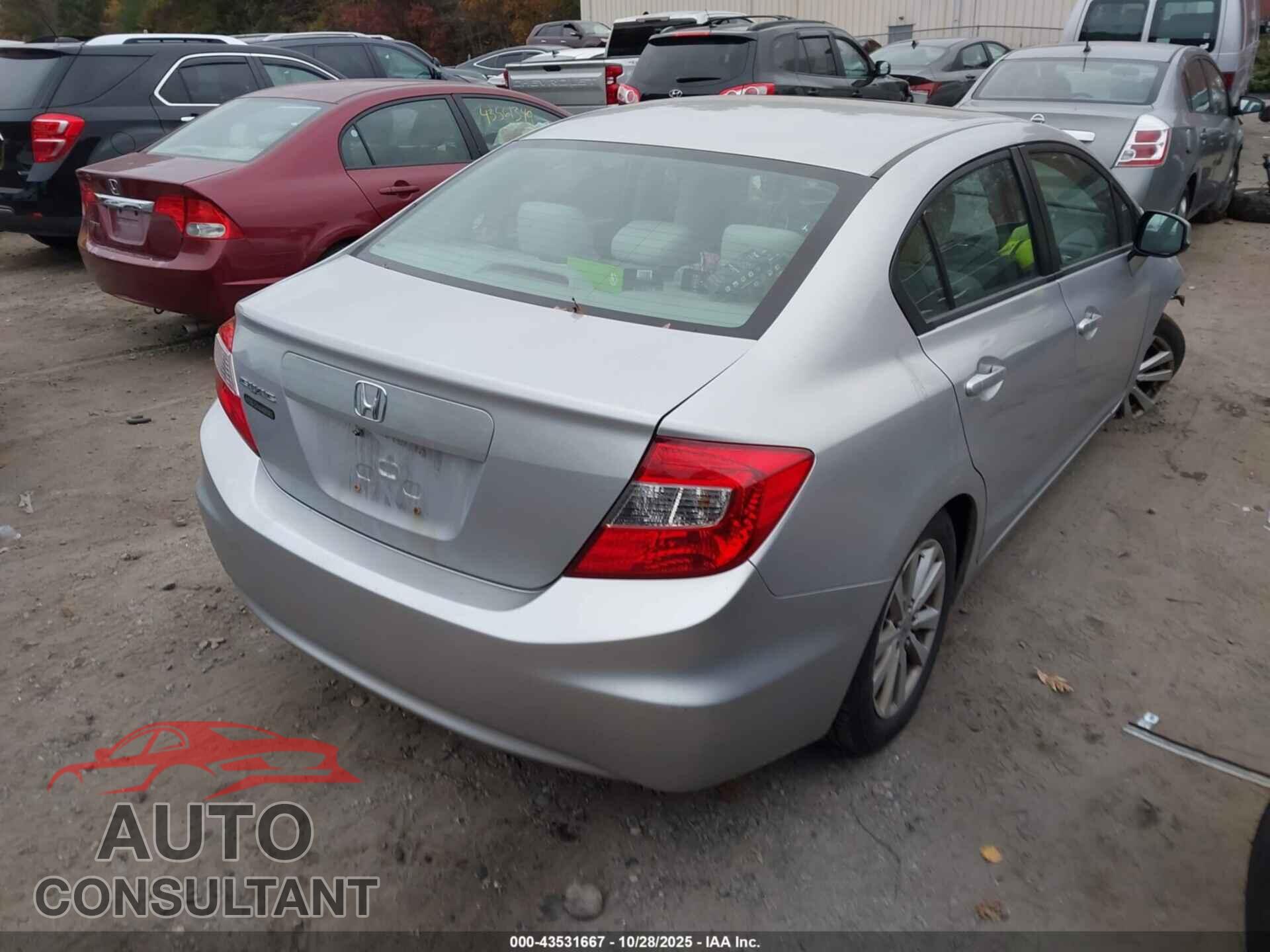HONDA CIVIC 2012 - 2HGFB2F86CH588825