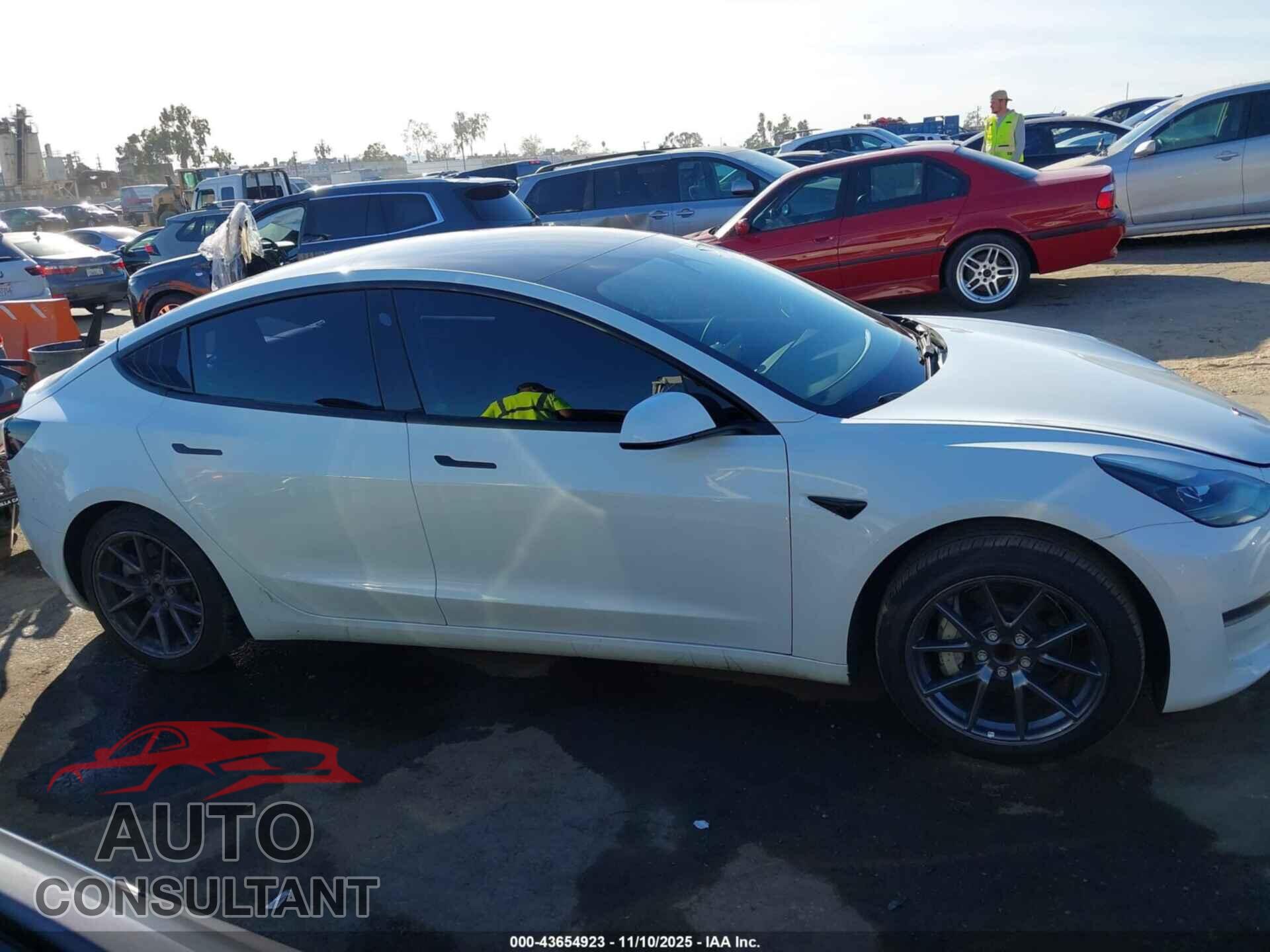 TESLA MODEL 3 2023 - 5YJ3E1EA2PF478549