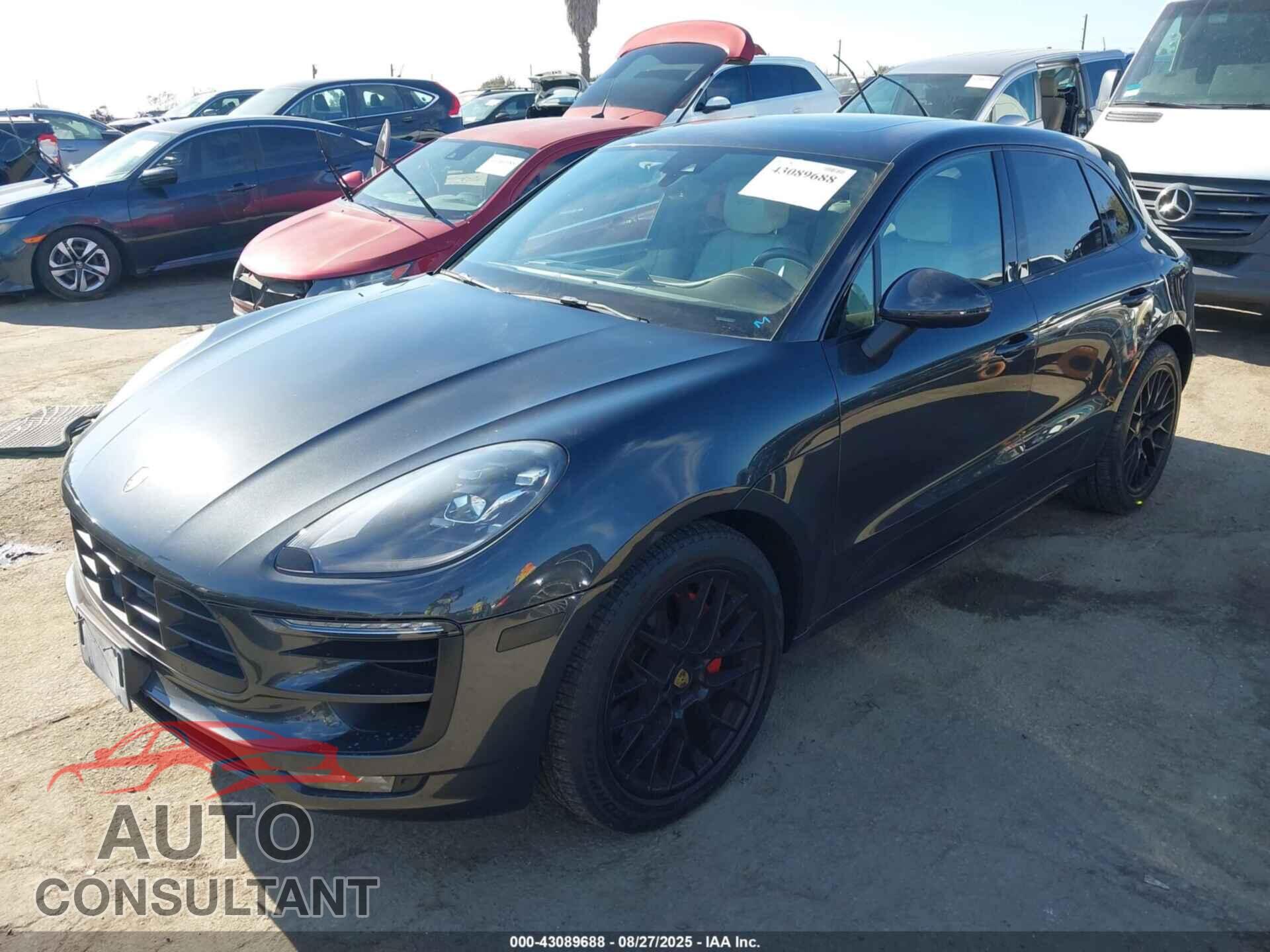PORSCHE MACAN 2017 - WP1AG2A52HLB52036