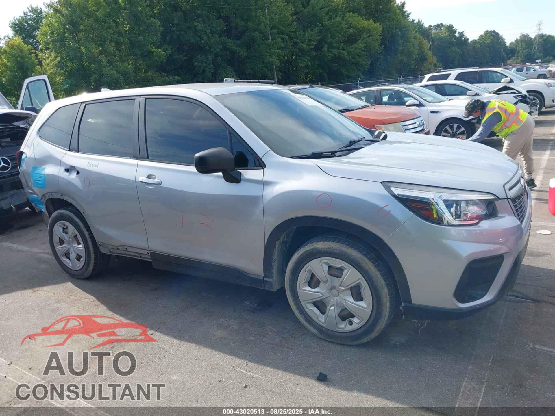 SUBARU FORESTER 2019 - JF2SKAAC2KH580357