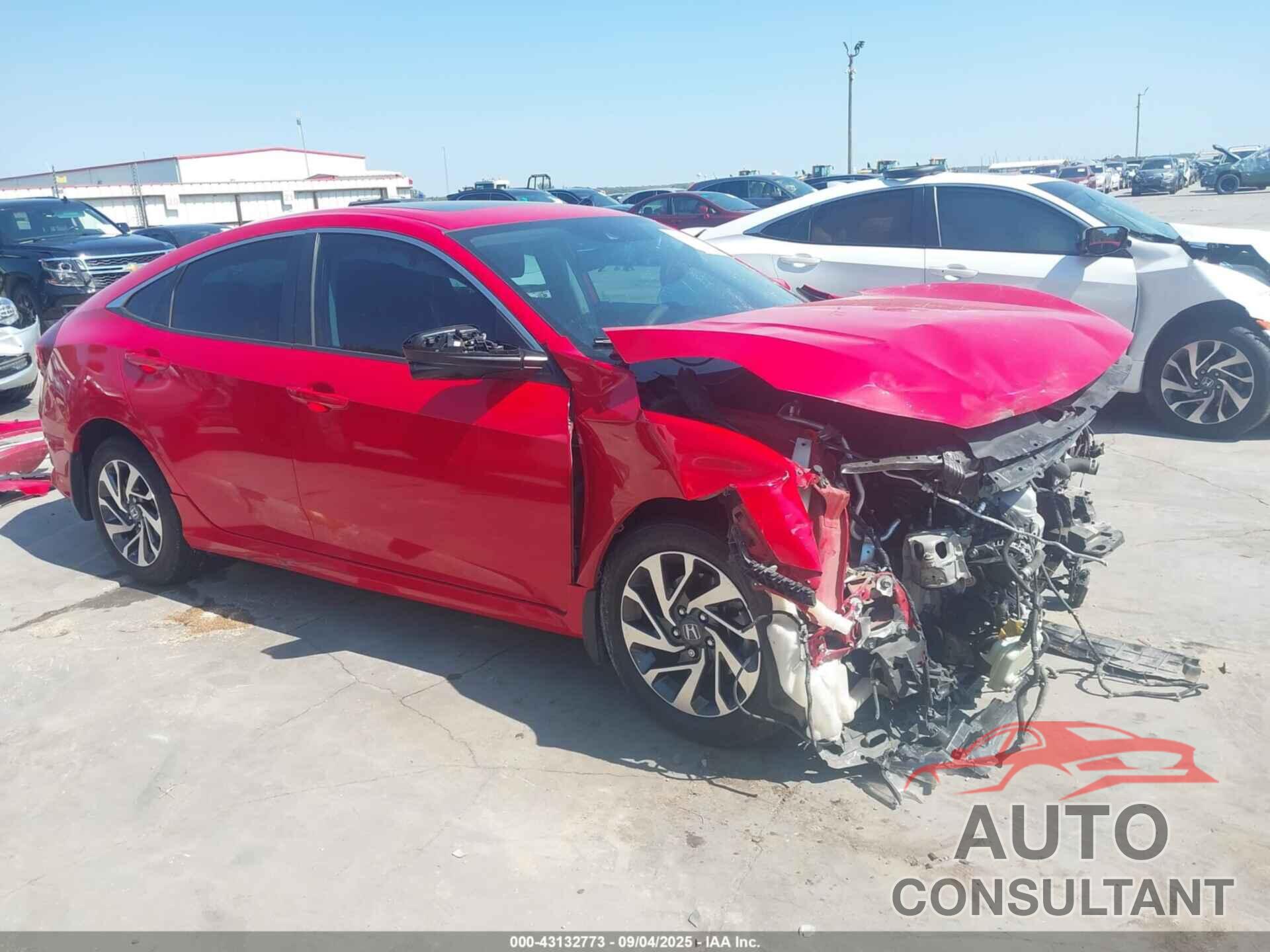 HONDA CIVIC 2018 - 2HGFC2F88JH553987