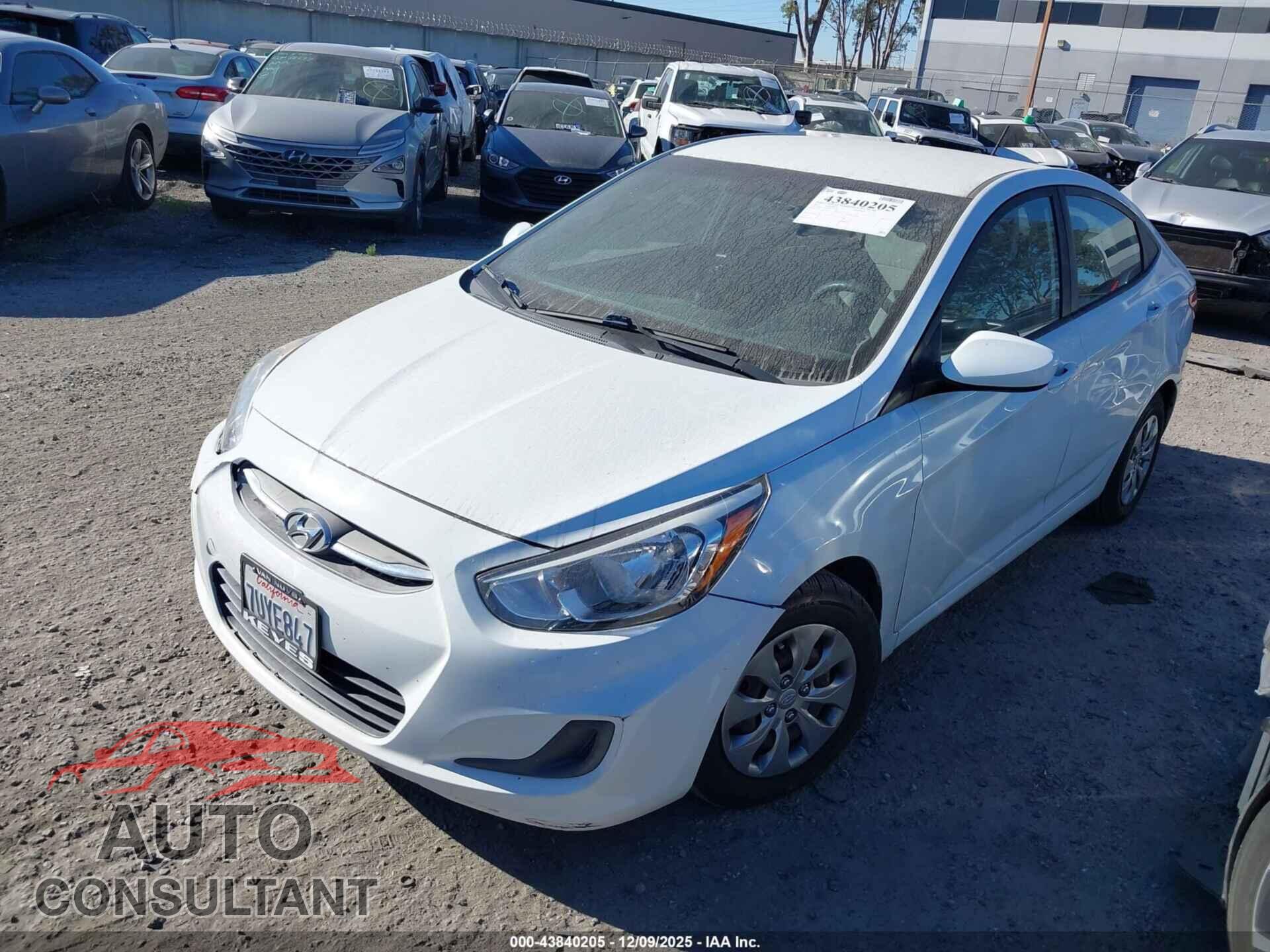 HYUNDAI ACCENT 2017 - KMHCT4AE1HU171393