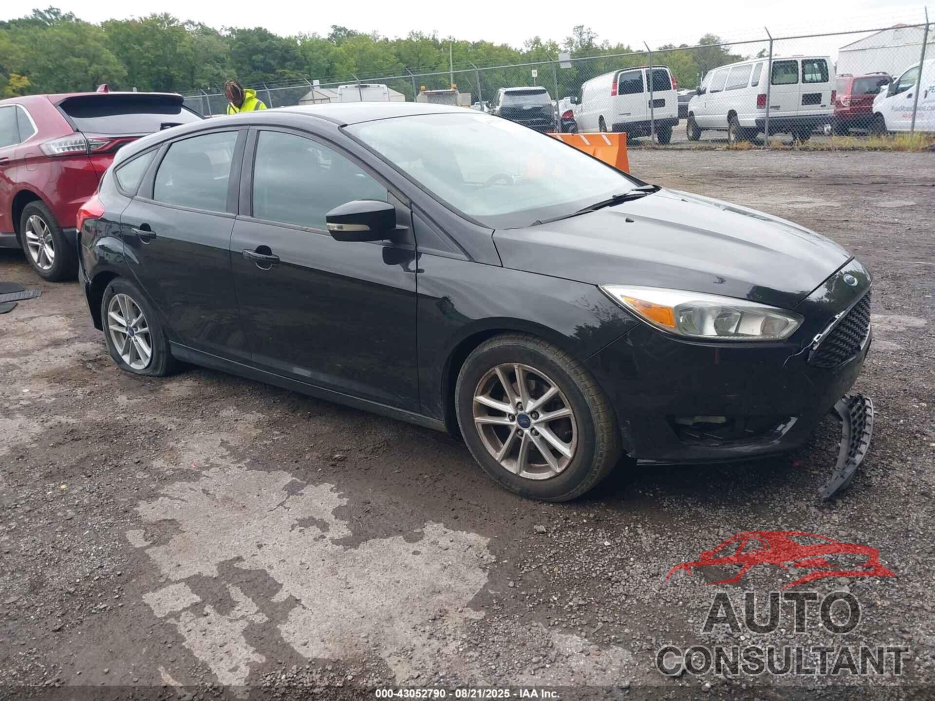 FORD FOCUS 2018 - 1FADP3K21JL238913