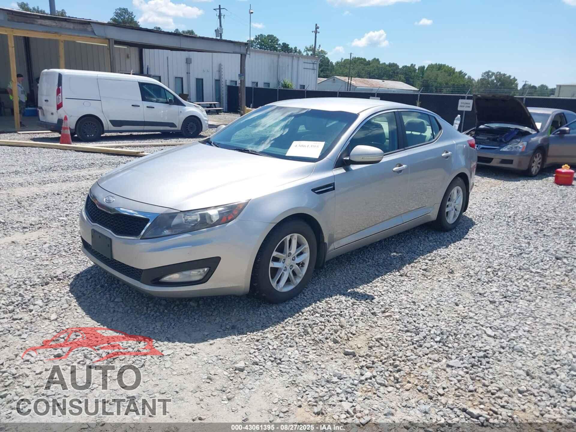 KIA OPTIMA 2012 - KNAGM4A75C5277611