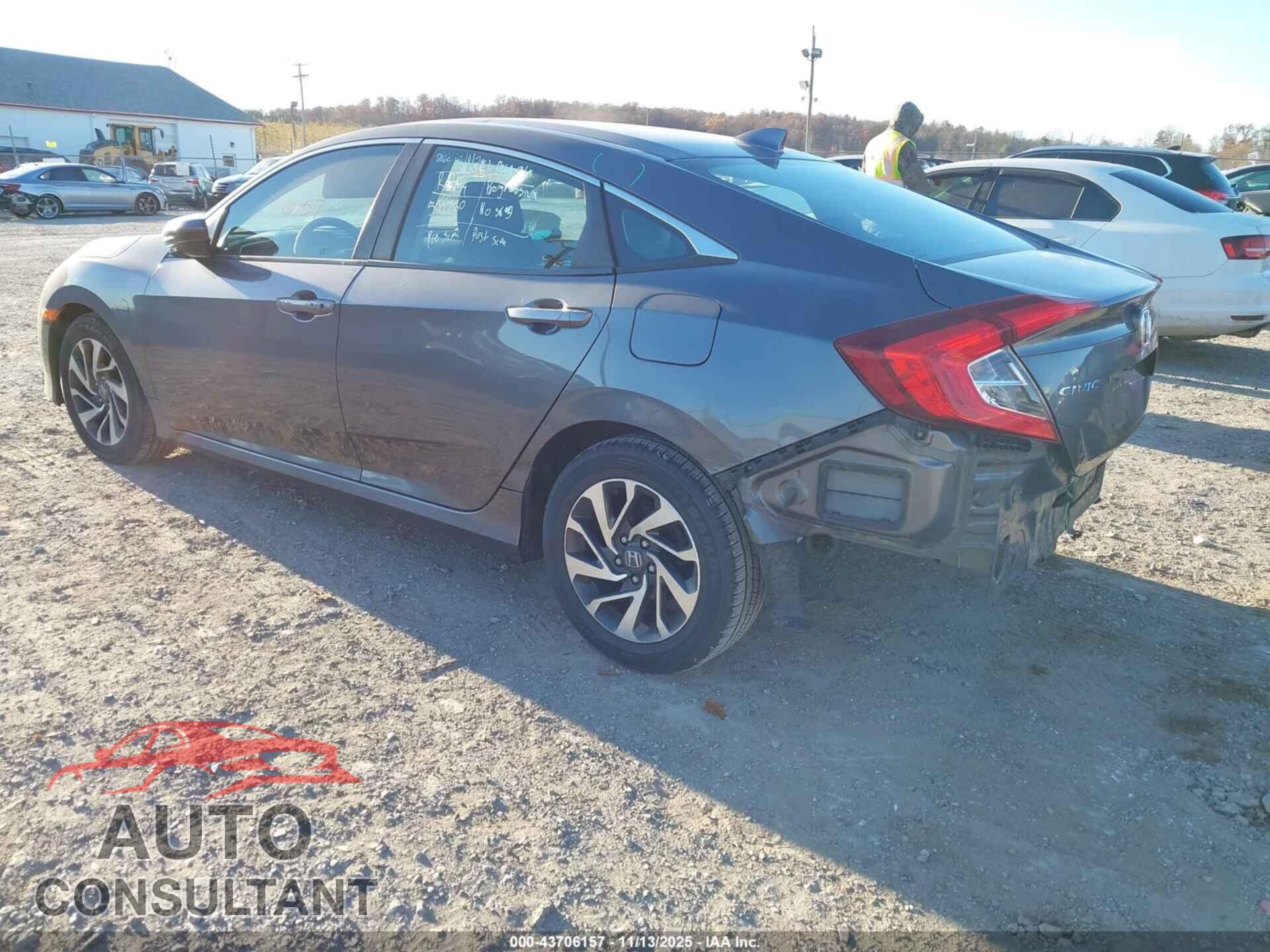HONDA CIVIC 2017 - 19XFC2F78HE057101